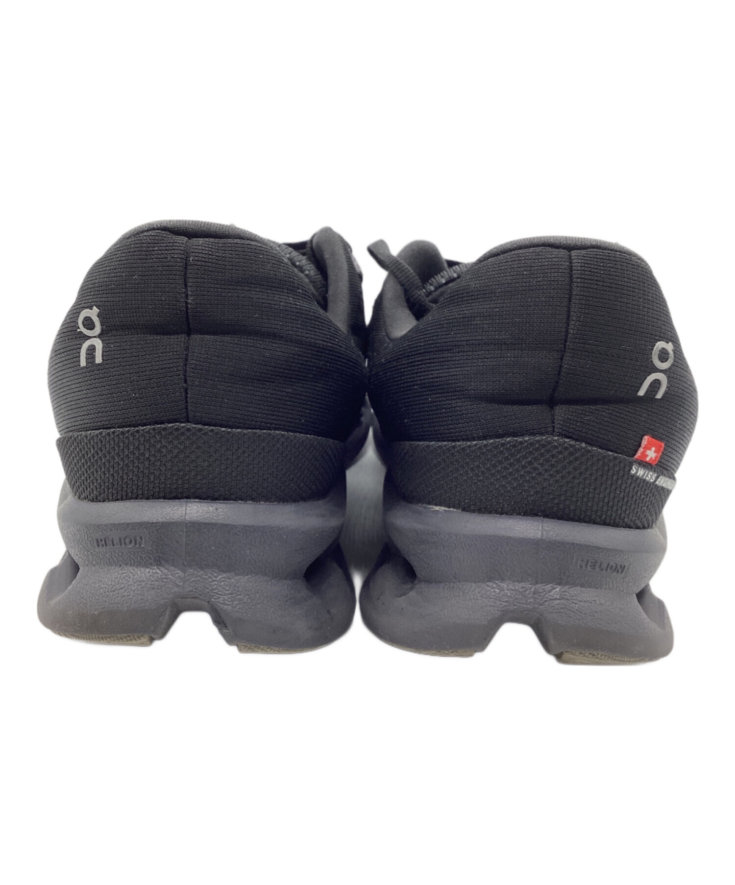 中古・古着通販】On (オン) ローカットスニーカー Cloudsurfer 