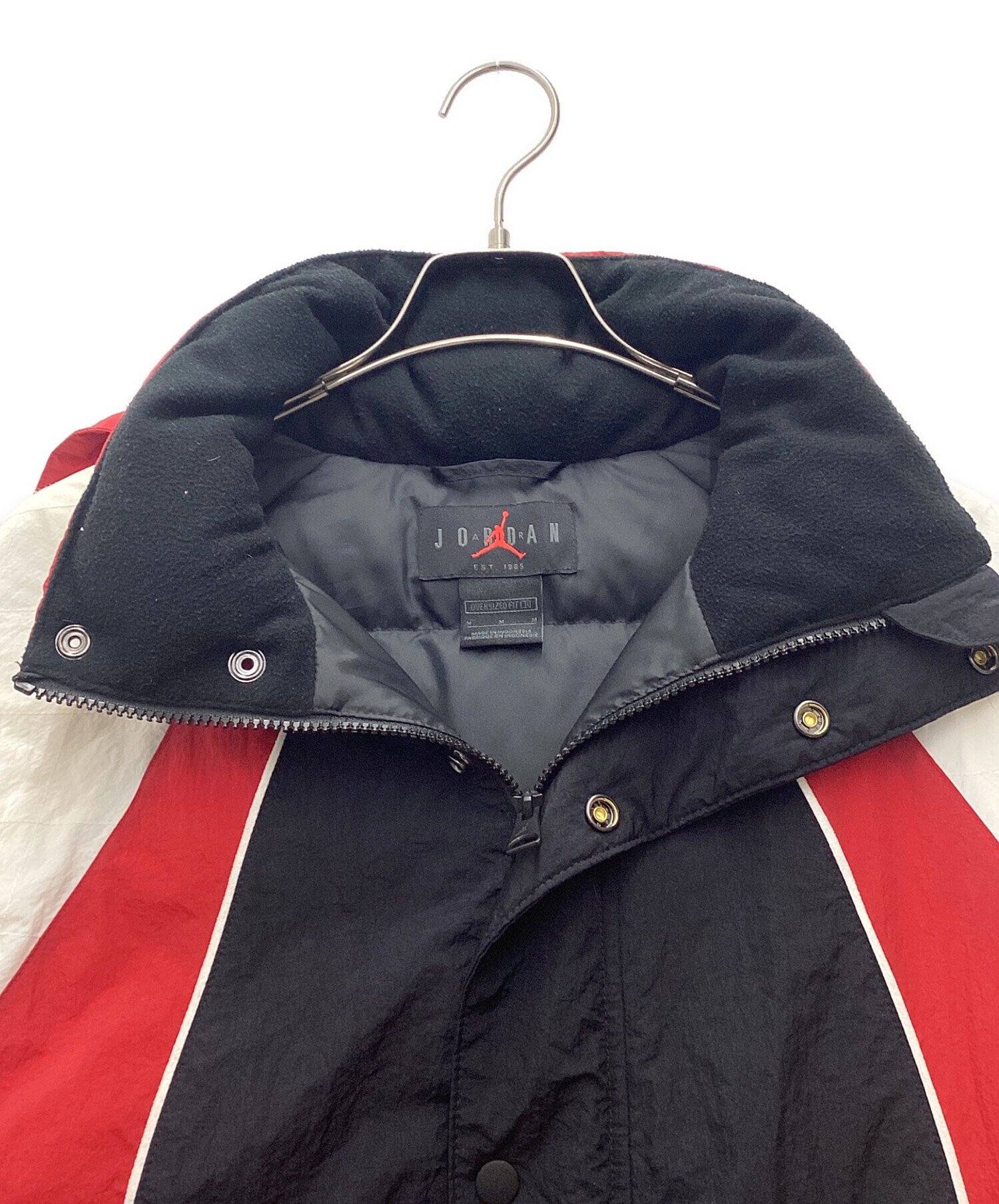 中古・古着通販】NIKE (ナイキ) ベンチコート ホワイト×レッド サイズ
