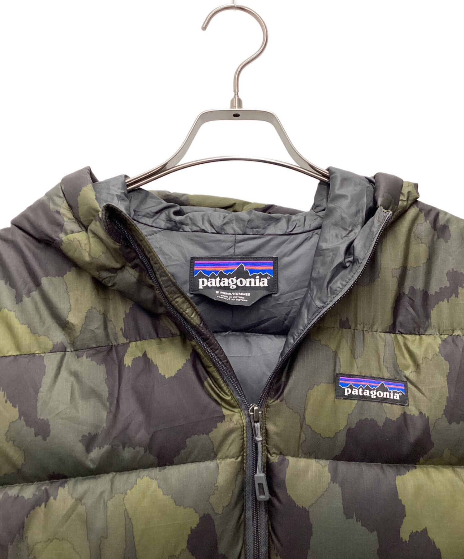 Patagonia ダウン　迷彩 中古・古着通販】Patagonia (パタゴニア) ダウンジャケット マルチ
