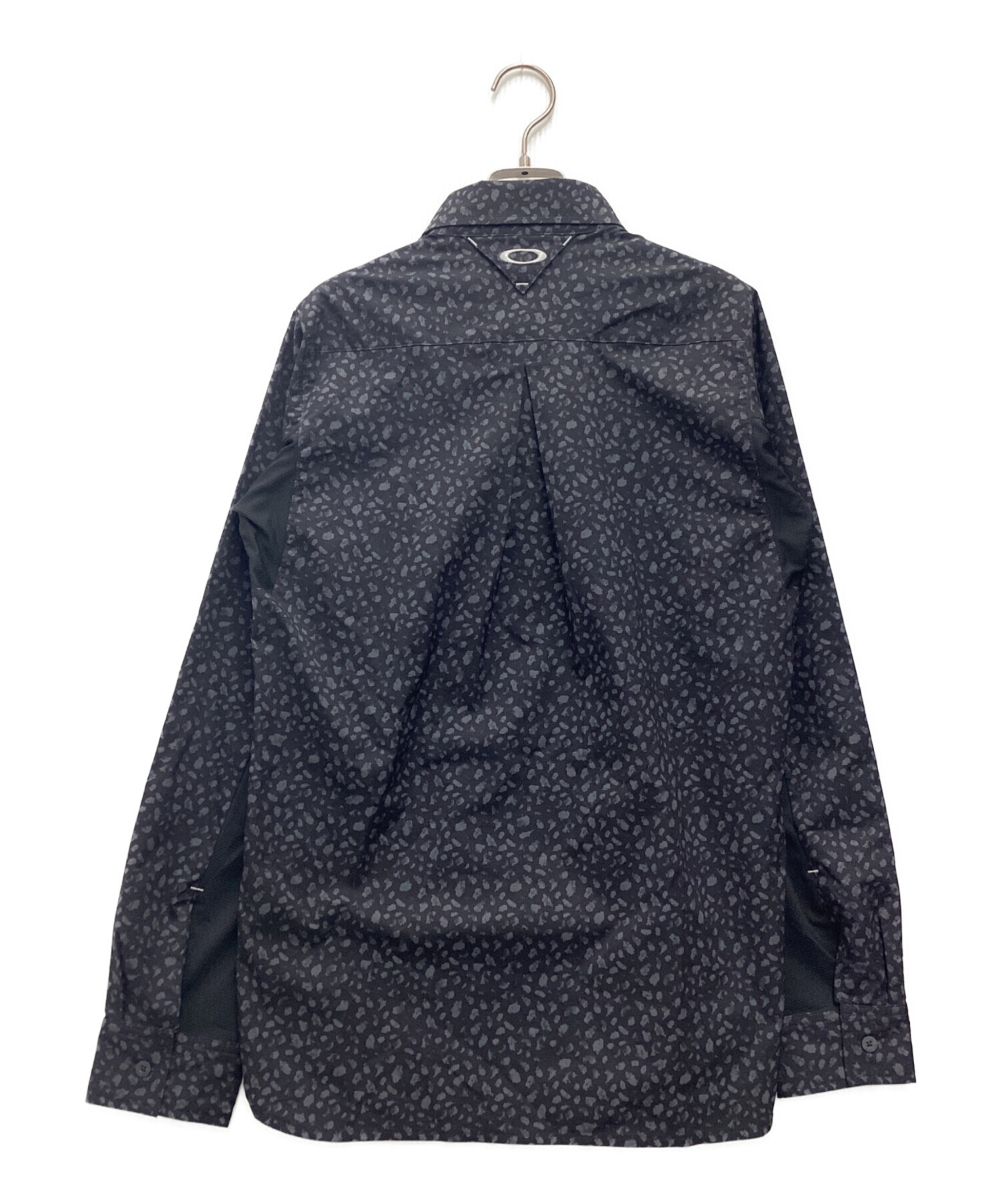【美品】週末値下げ　最終チャンス　オークリー長袖シャツ　3枚セット売りになります 中古・古着通販】OAKLEY (オークリー) 長袖シャツ ブラック サイズ