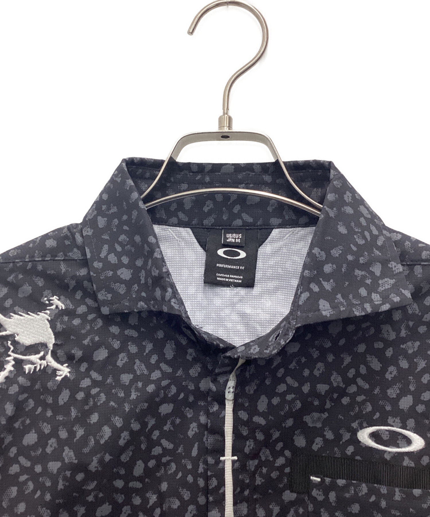 Oakley オークリー 長袖シャツ Mサイズ 新品 中古・古着通販】OAKLEY (オークリー) 長袖シャツ ブラック サイズ