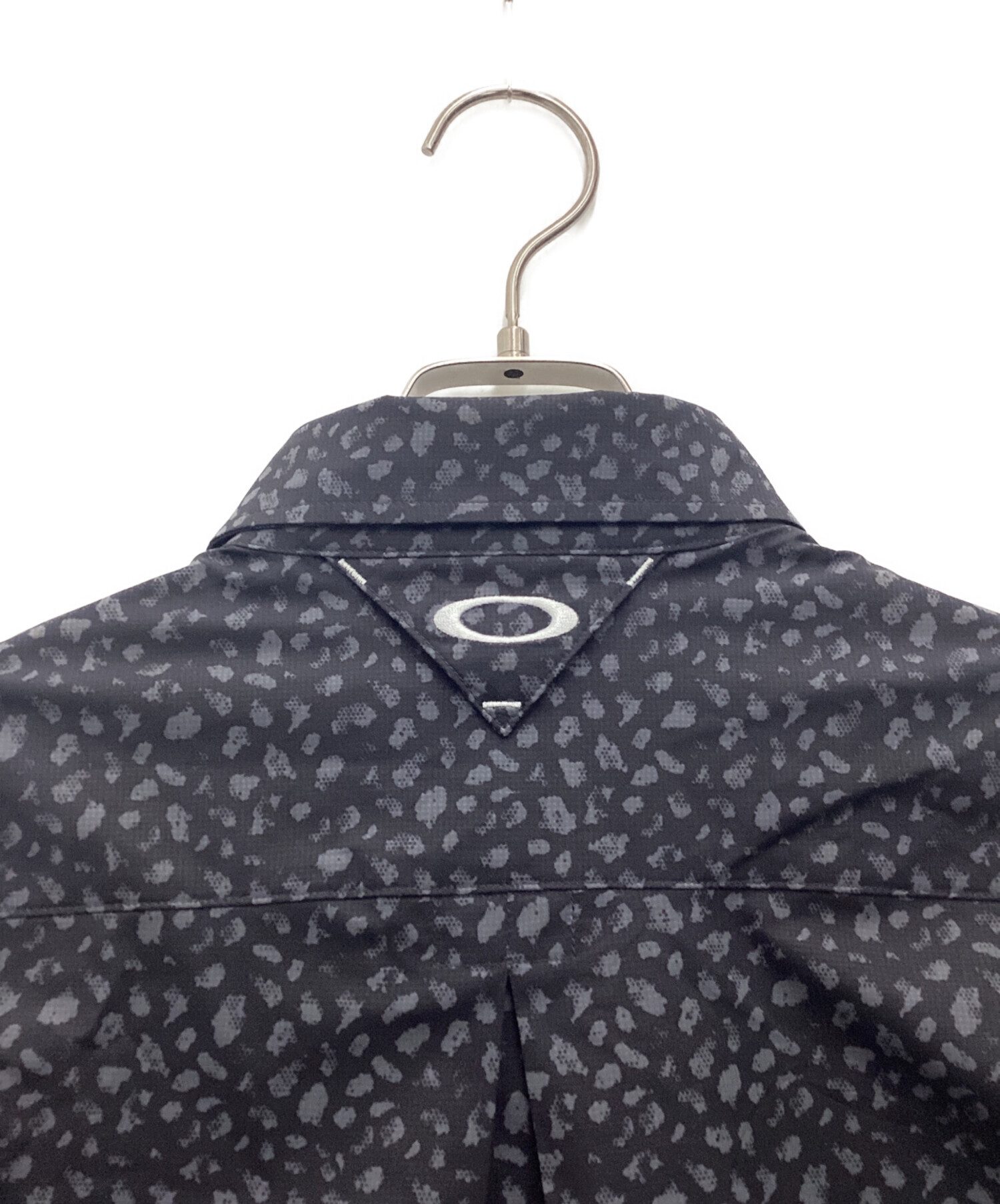 中古・古着通販】OAKLEY (オークリー) 長袖シャツ ブラック サイズ