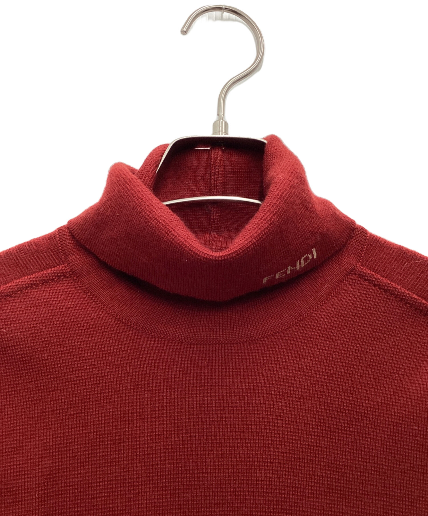 中古・古着通販】FENDI (フェンディ) 厚手ニット レッド サイズ:SIZE 中古・古着通販】FENDI (フェンディ) 厚手ニット レッド サイズ:SIZE