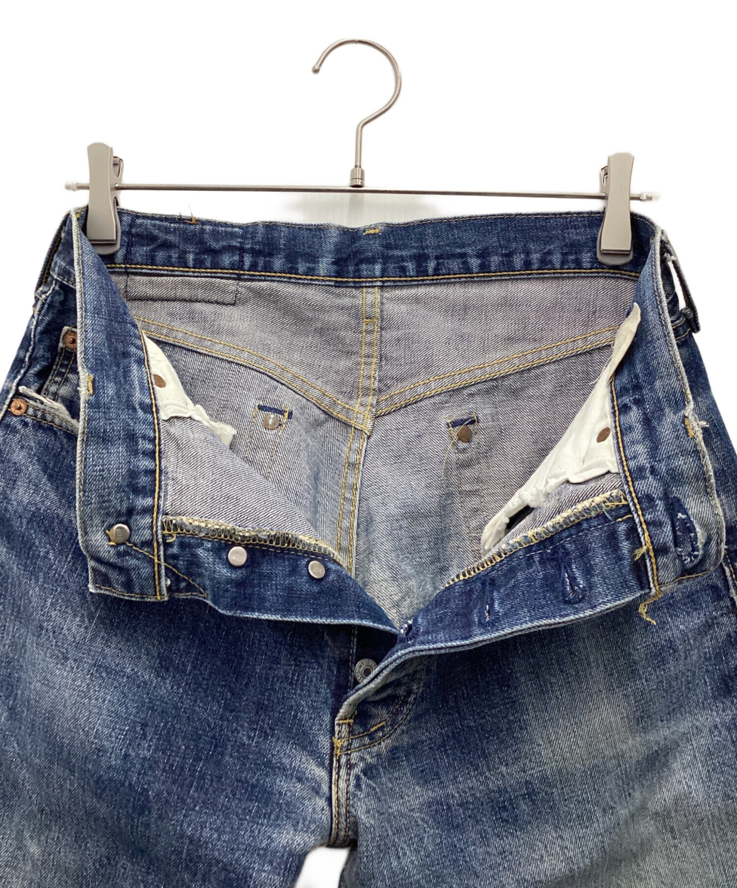 中古・古着通販】LEVI'S (リーバイス) デニムパンツ 古着90s ボタン