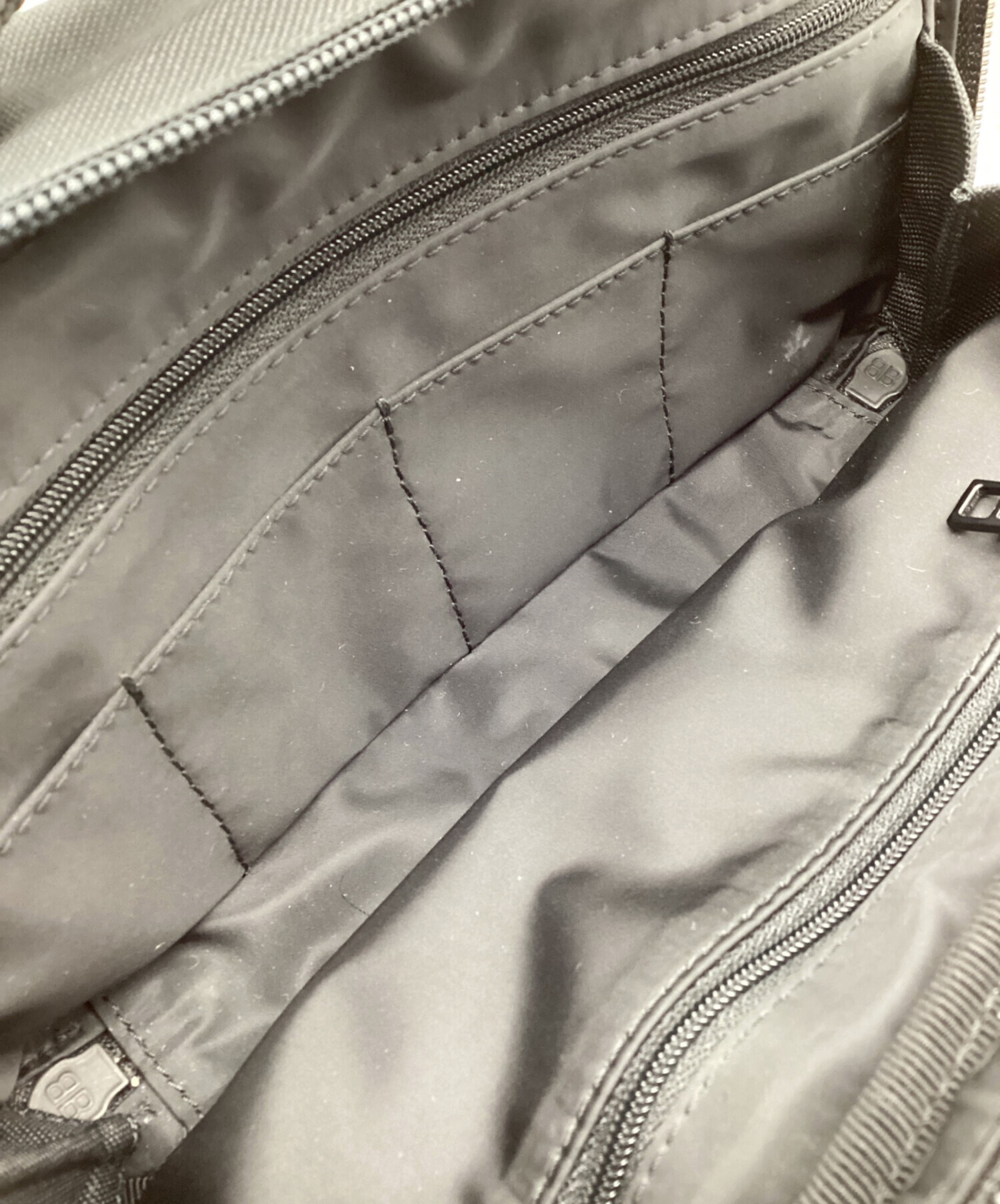 中古・古着通販】BALENCIAGA (バレンシアガ) ショルダーバッグ カメラ