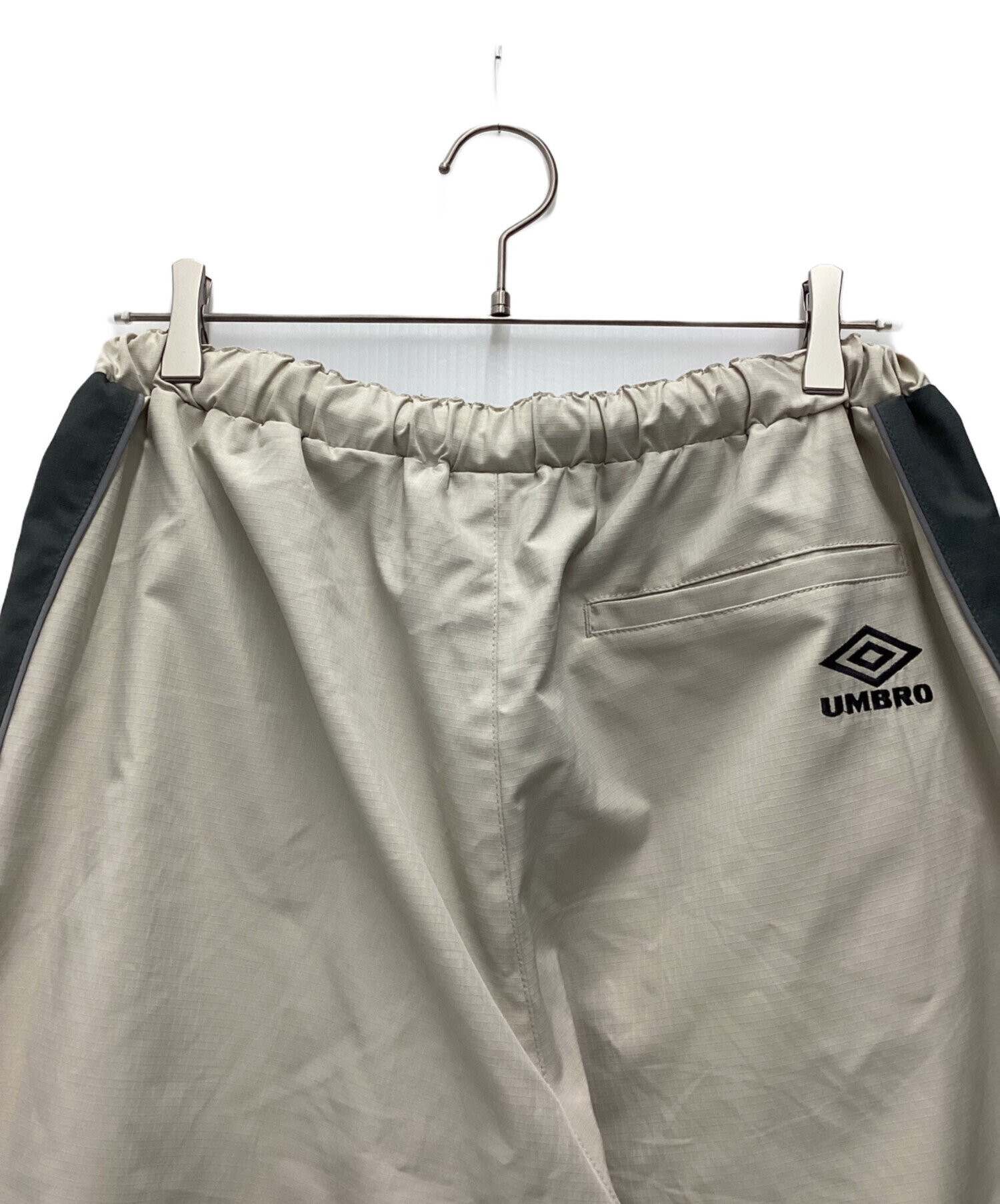 中古・古着通販】UMBRO (アンブロ) 9090 (9090) Gradation Nylon Pants