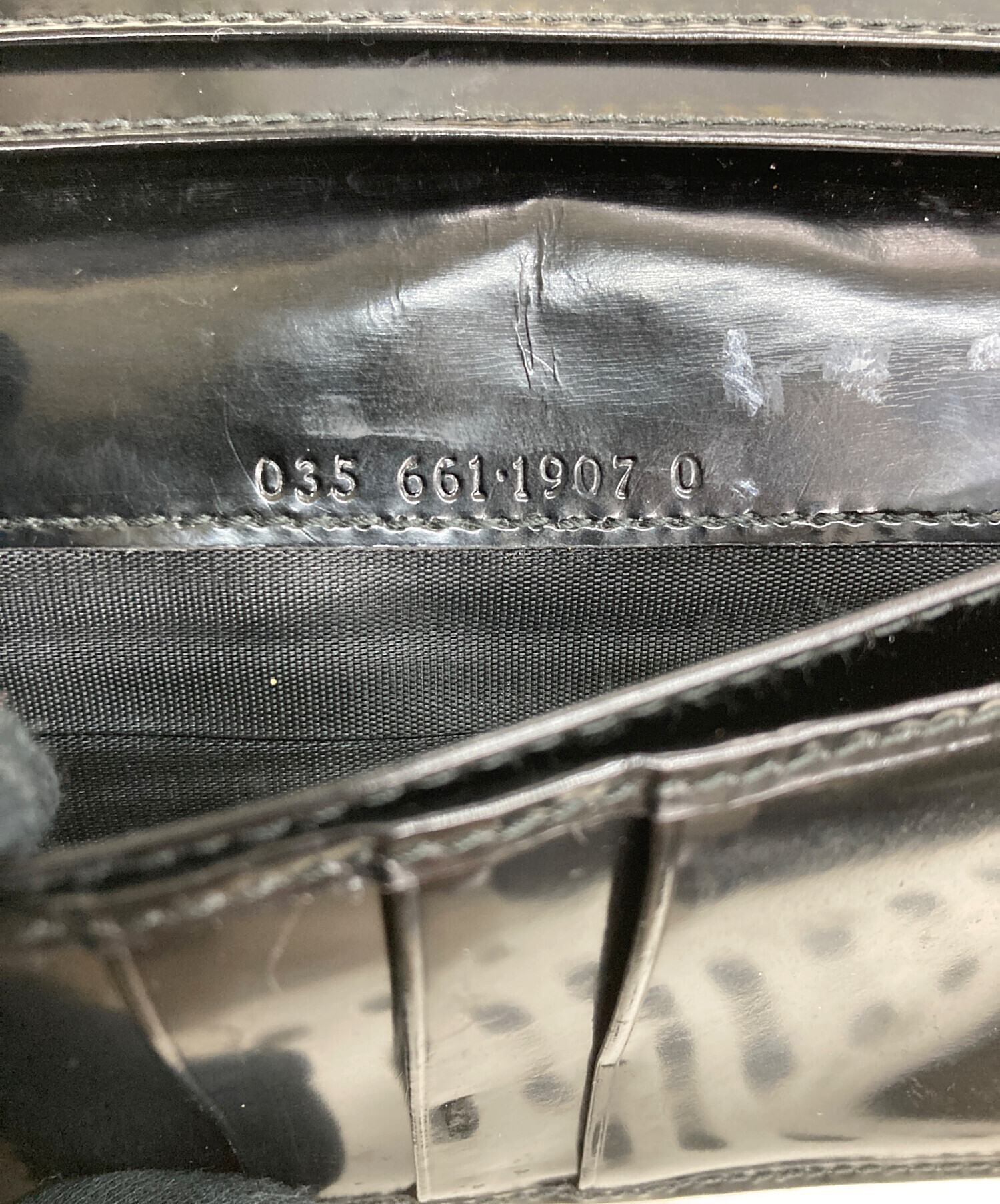 中古・古着通販】GUCCI (グッチ) 2つ折り長財布 ブラック｜ブランド