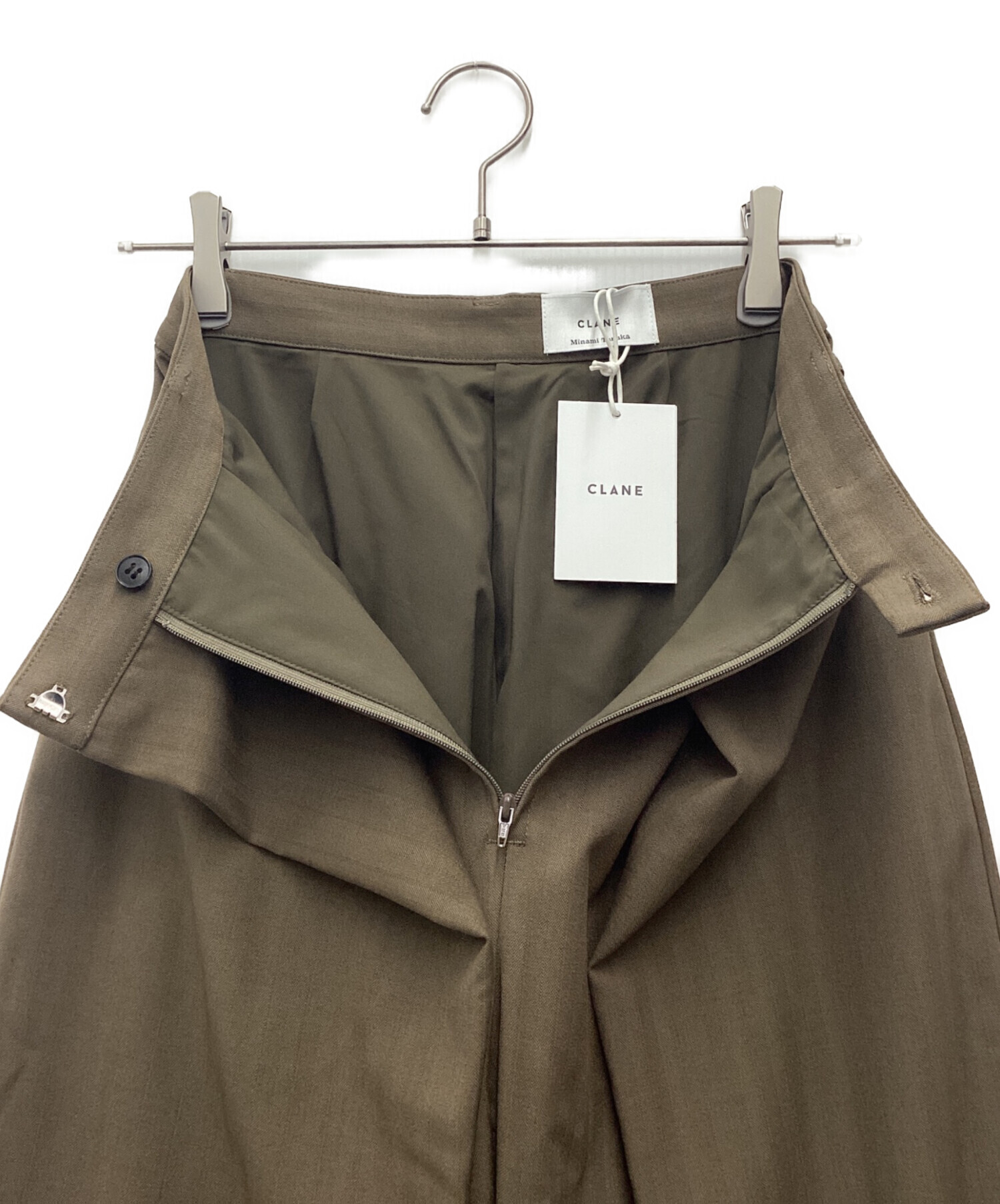 パンツ CLANE 中古・古着通販】CLANE (クラネ) LOGO SWEAT TUCK WIDE PANTS ワイド