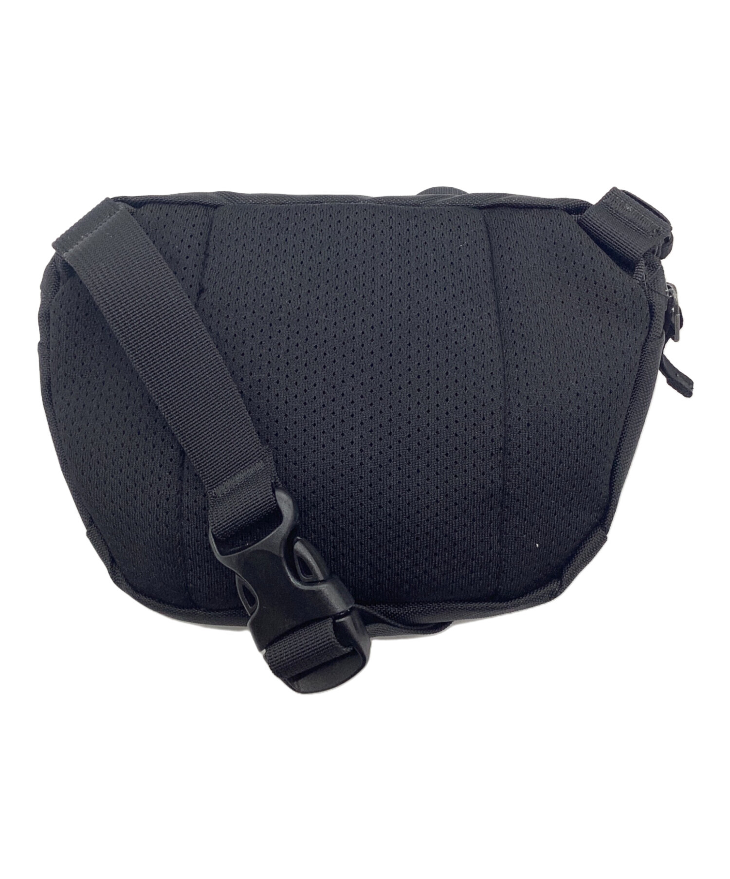 ARC'TERYX アークテリクス ショルダーバッグ - 黒 【古着】【中古】 中古・古着通販】ARC'TERYX (アークテリクス) ショルダーポーチ