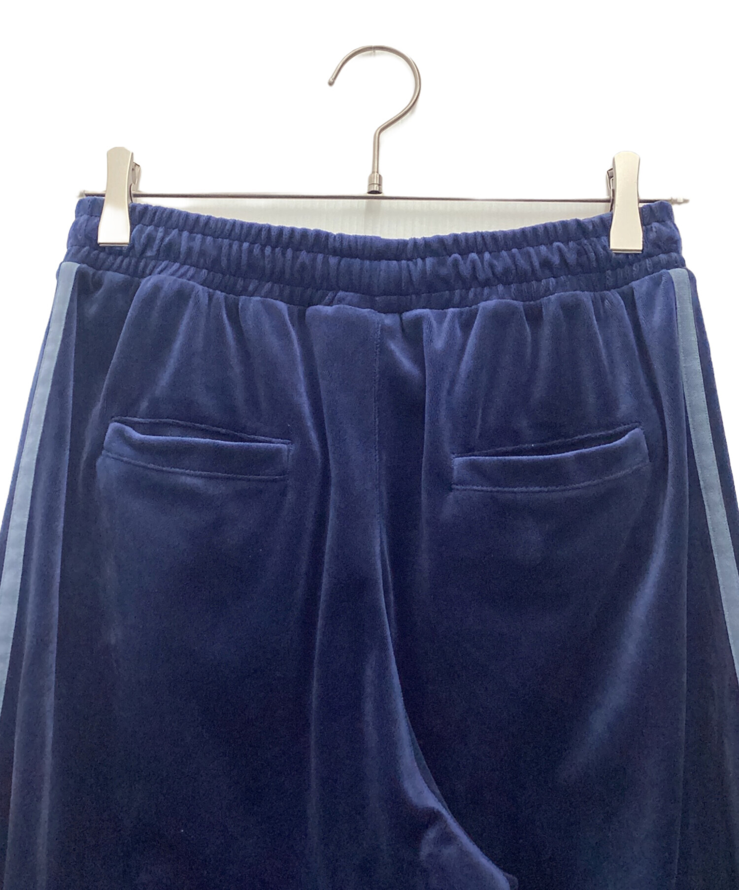 中古・古着通販】adidas (アディダス) トラックパンツ ネイビー サイズ