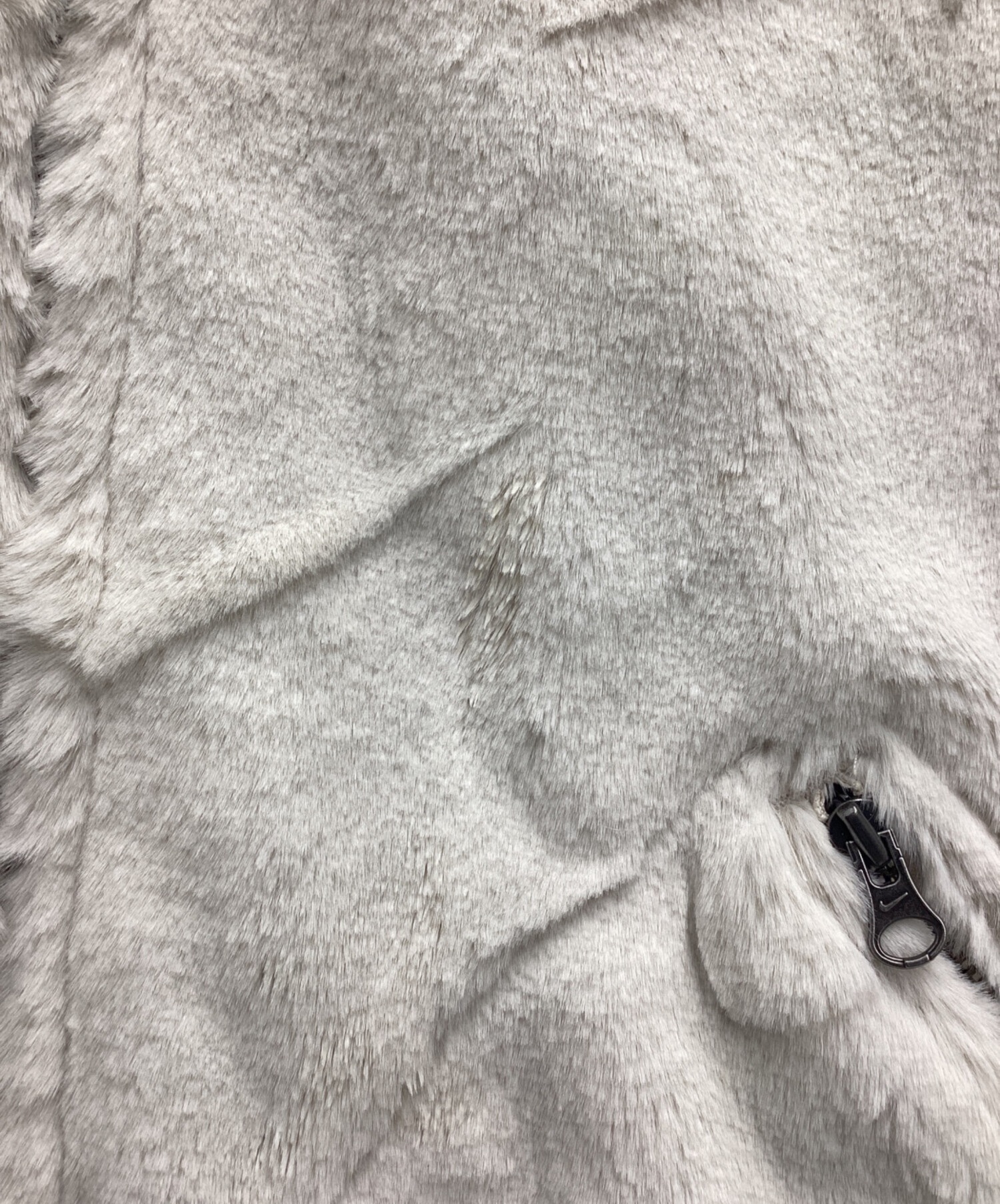 中古・古着通販】NIKE (ナイキ) フェイクファージャケット ホワイト 