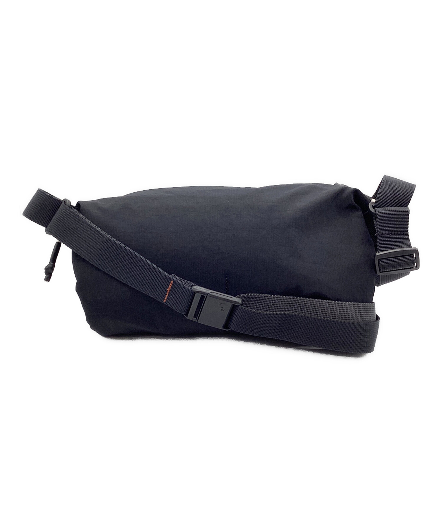 中古・古着通販】Bellroy (ベルロイ) Lite Sling 7L Black ナイロン
