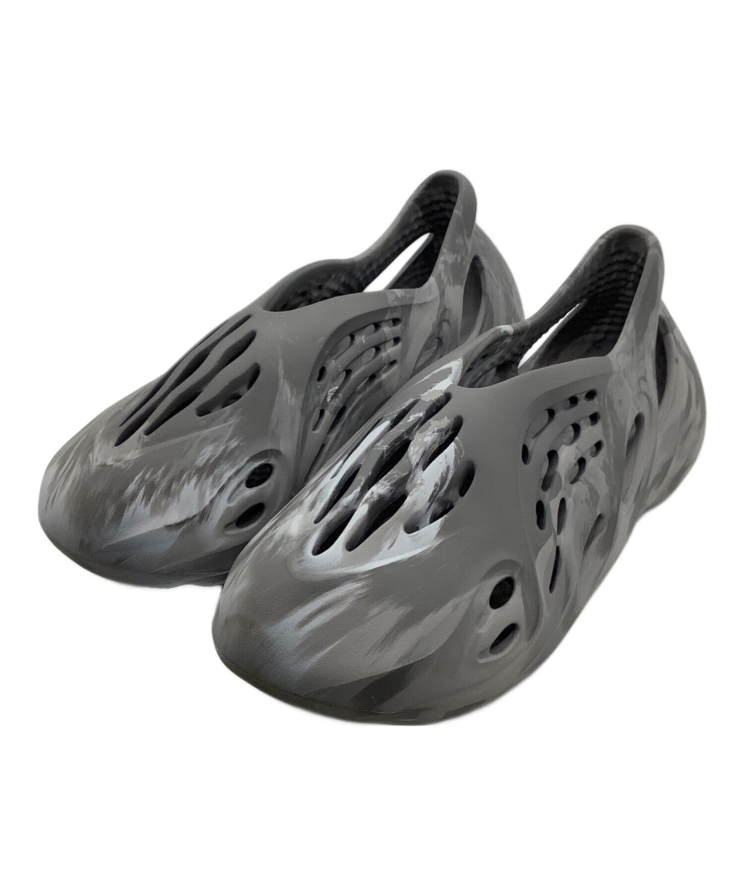 中古・古着通販】adidas (アディダス) YEEZY Foam Runner グレー