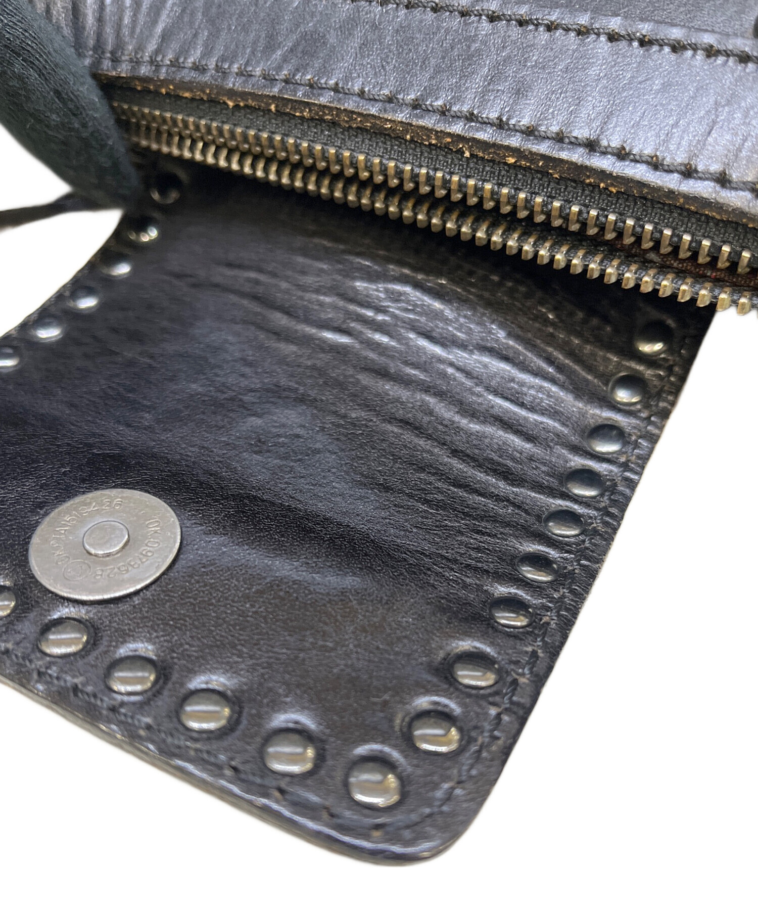 【希少廃盤品】DIESEL ディーゼル ショルダーバッグ レザー スタッズ 中古・古着通販】DIESEL (ディーゼル) スタッズショルダーバッグ