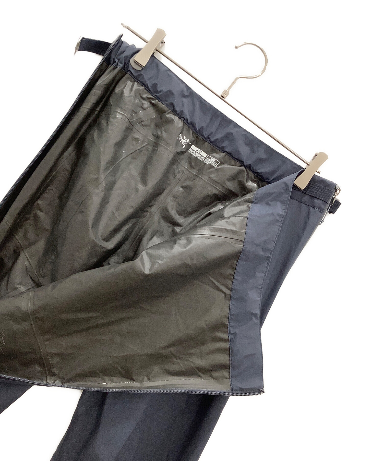 中古・古着通販】ARC'TERYX (アークテリクス) ナイロンパンツ グレー