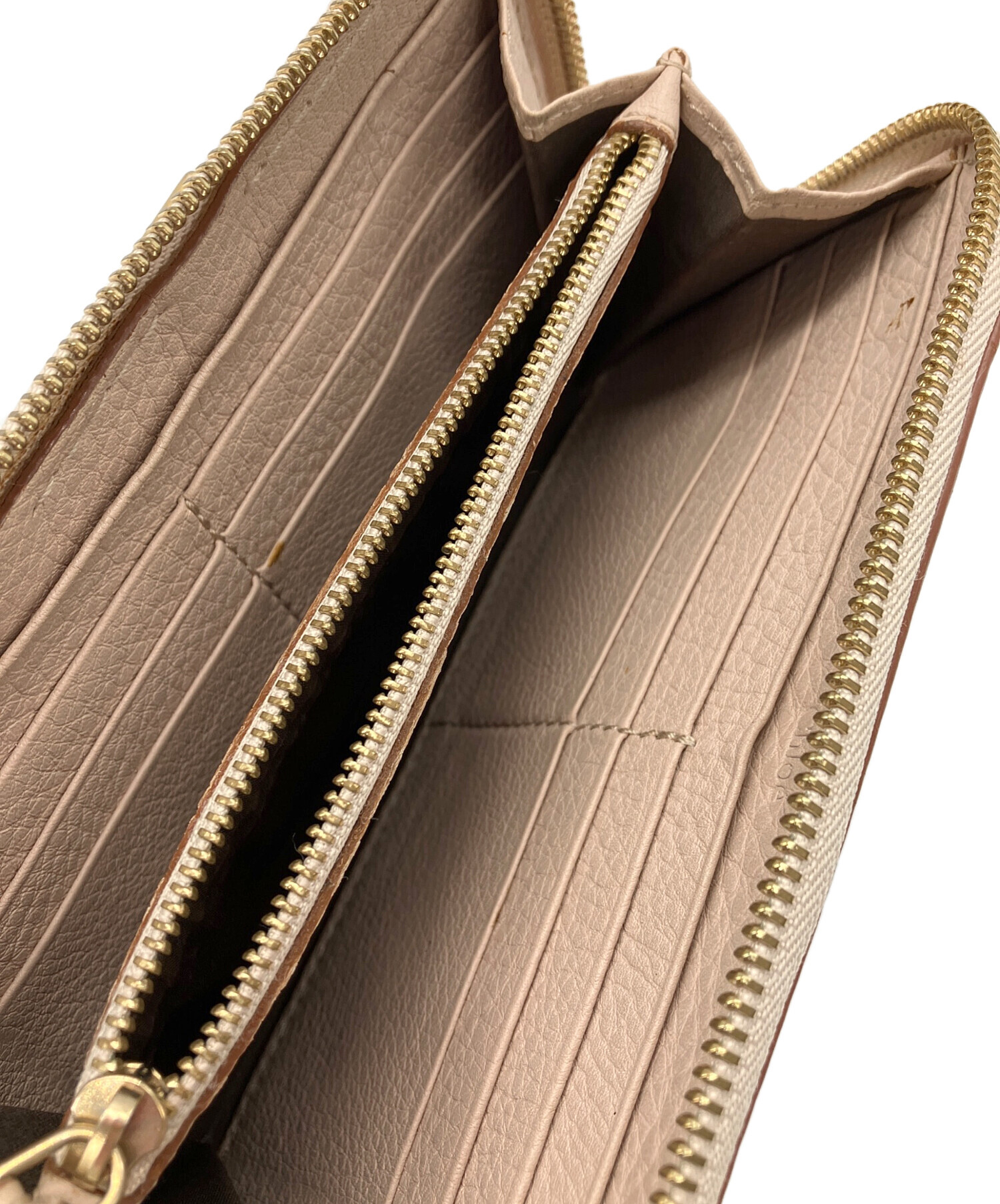 専用 Chloe クロエ 7.5万円 レザー 長財布 ゴールド ファスナー クロエ Chloe 長財布 マーシー 財布 ラウンド長財布 レザー レディース