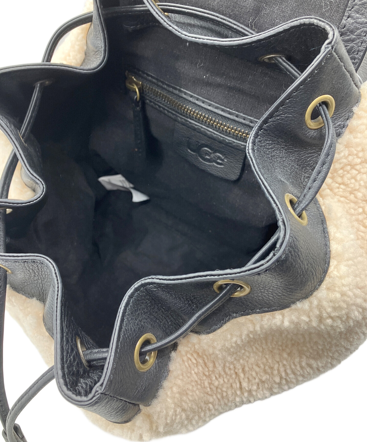 UGG シープスキン スエード バックパック（説明書付） 中古・古着通販】UGG (アグ) シープスキンリュック UGG ホワイト