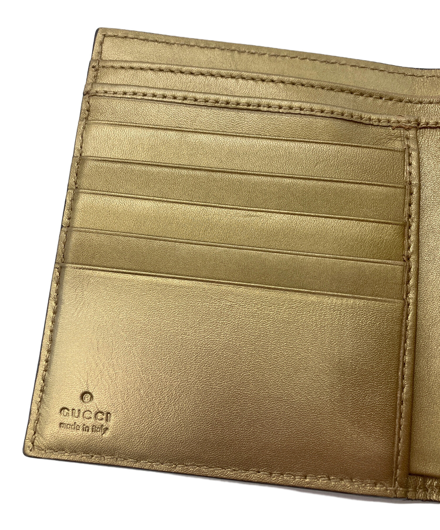 GUCCI 二つ折り財布 ゴールド 中古・古着通販】GUCCI (グッチ) 2つ折り財布 GUCCI ゴールド GG総柄