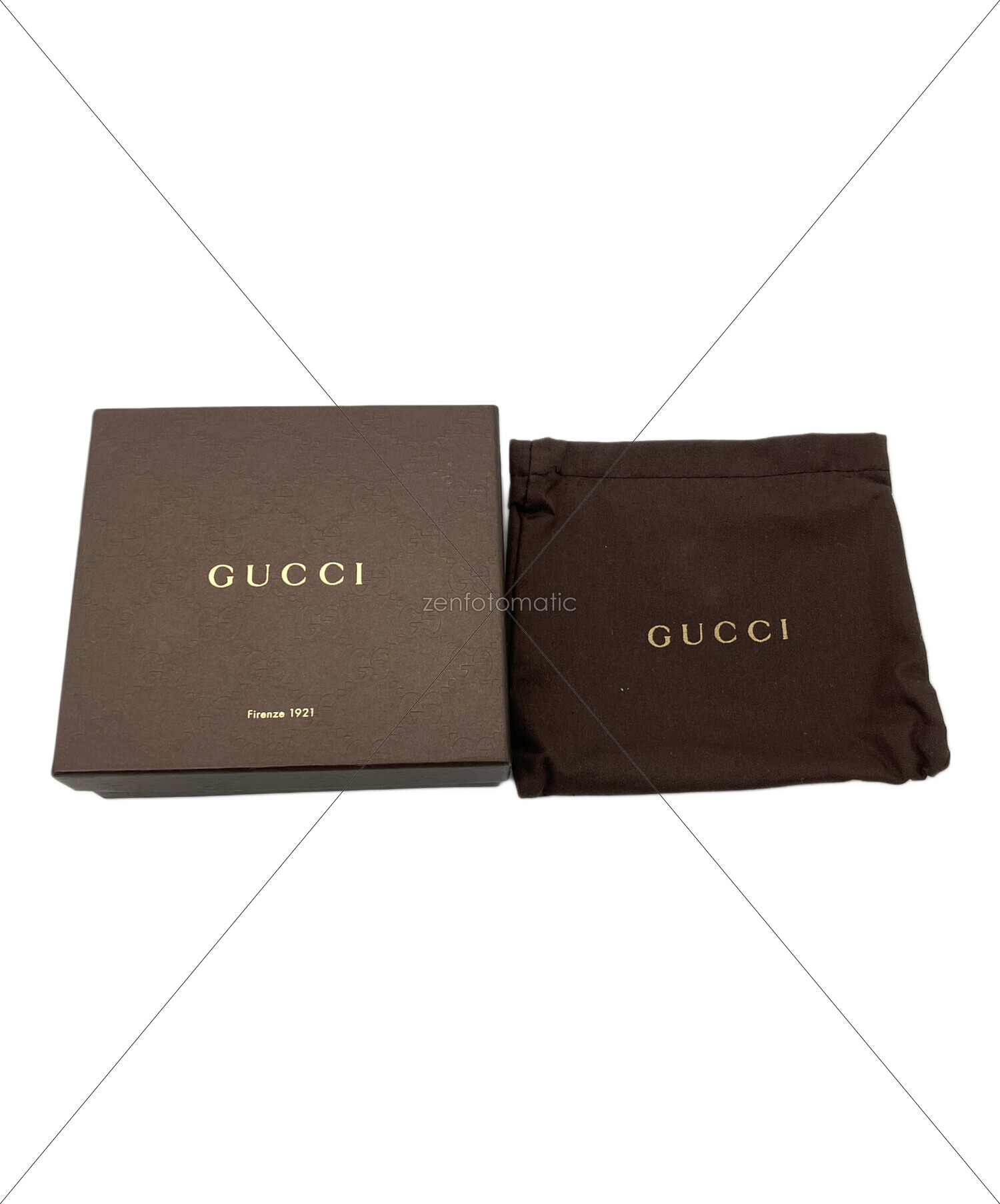 【新品未使用】GUCCI 二つ折り財布 メタリックゴールド 中古・古着通販】GUCCI (グッチ) 2つ折り財布 GUCCI ゴールド GG総柄