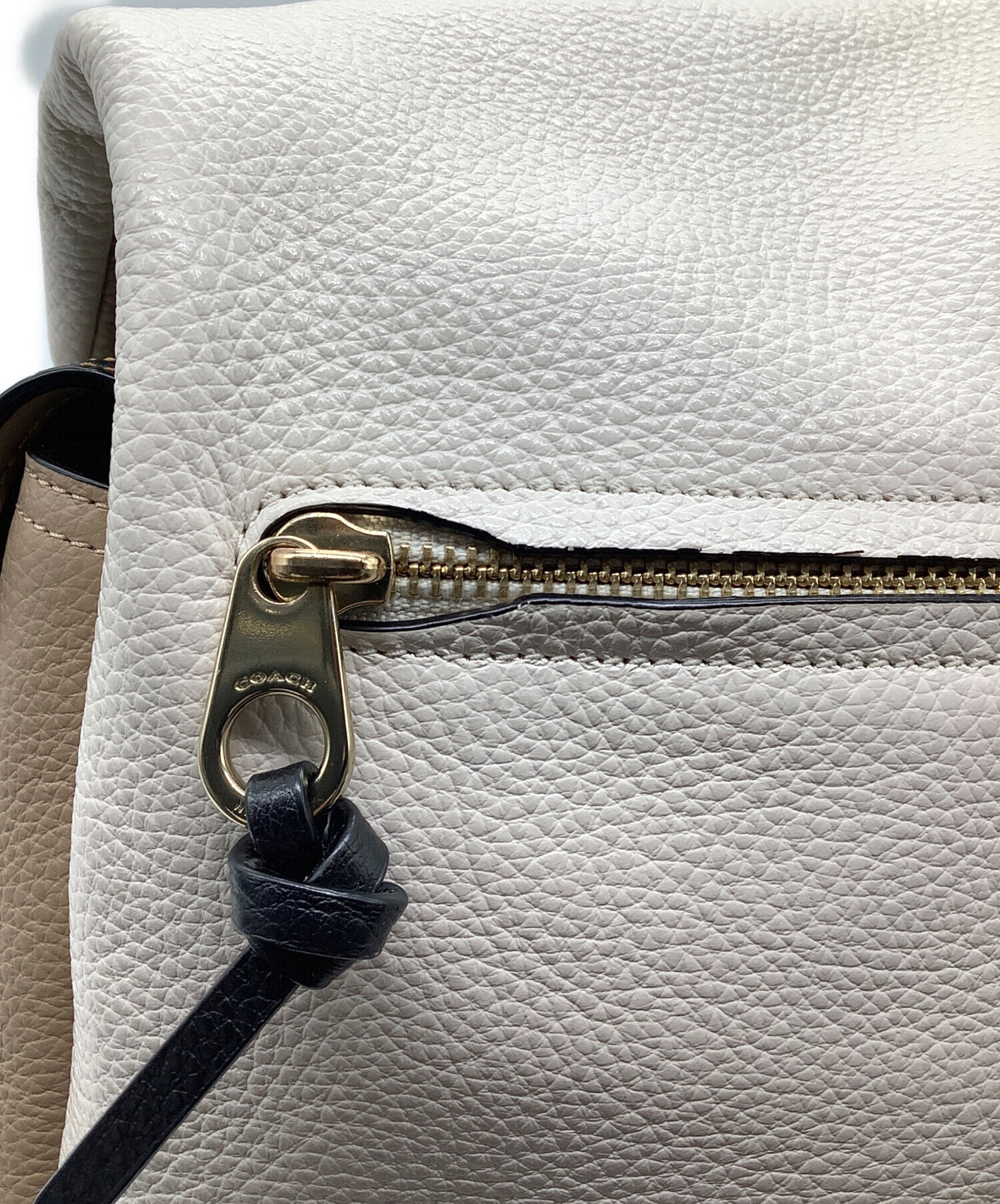 中古・古着通販】COACH (コーチ) ショルダーバッグ ベージュ×ホワイト