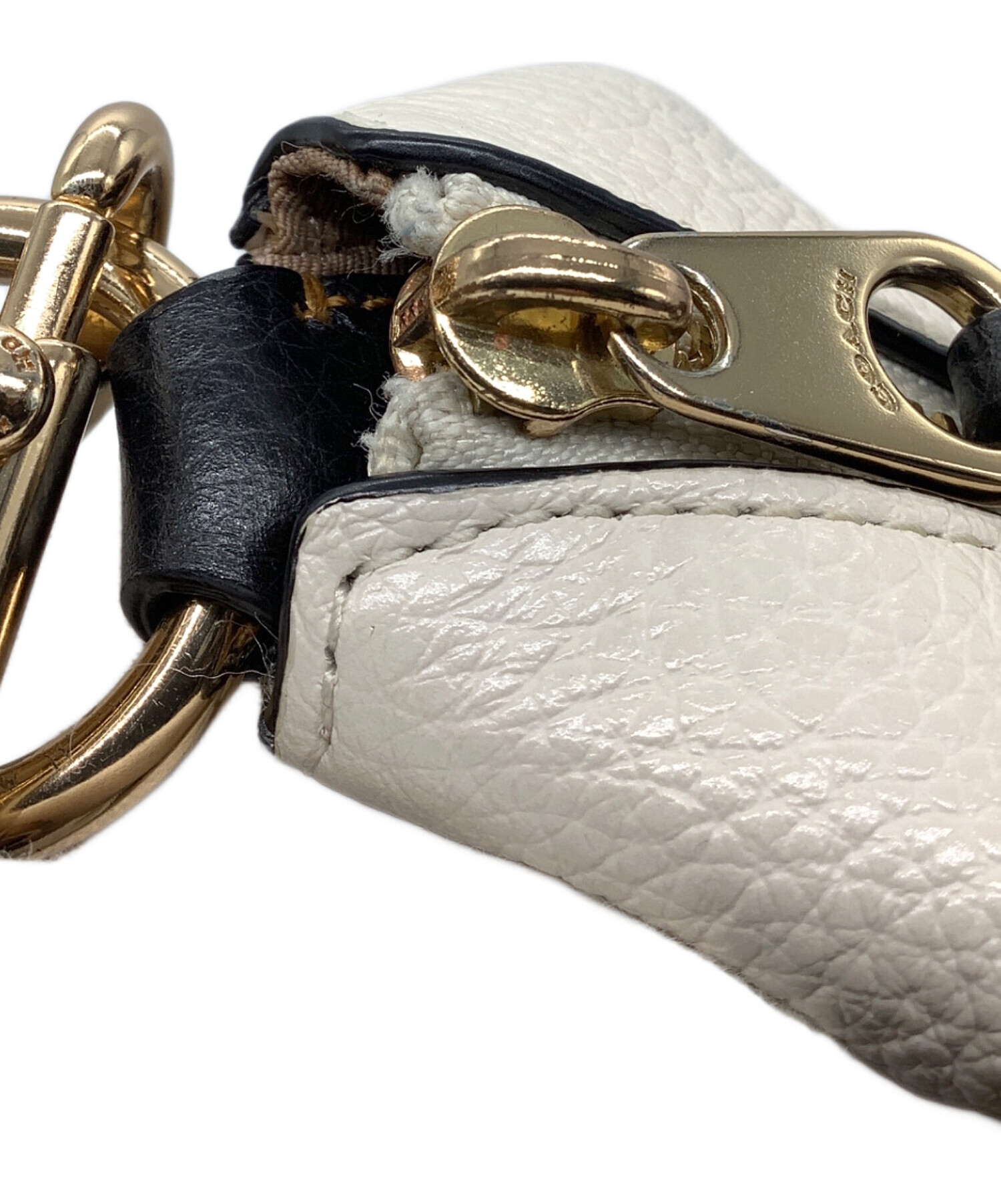 中古・古着通販】COACH (コーチ) ショルダーバッグ ベージュ×ホワイト