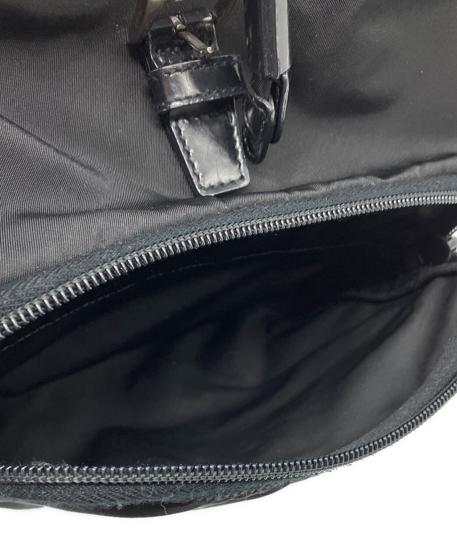 中古・古着通販】PRADA (プラダ) ナイロンリュック ブラック｜ブランド