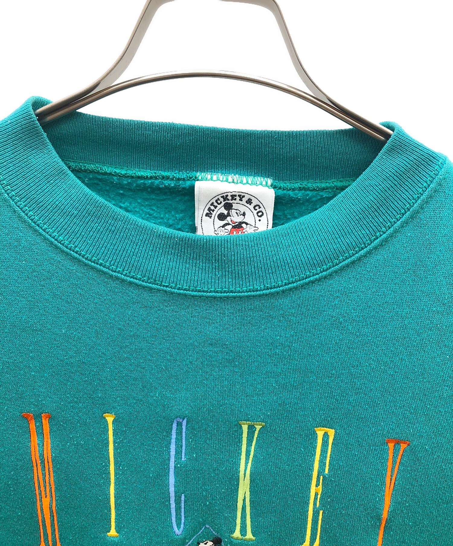 その他ブランド / MICKEY&CO/スウェット/GRN/使用感アリ 中古・古着通販】MICKEY&CO (ミッキー アンド コー) 90s刺繍スウェット