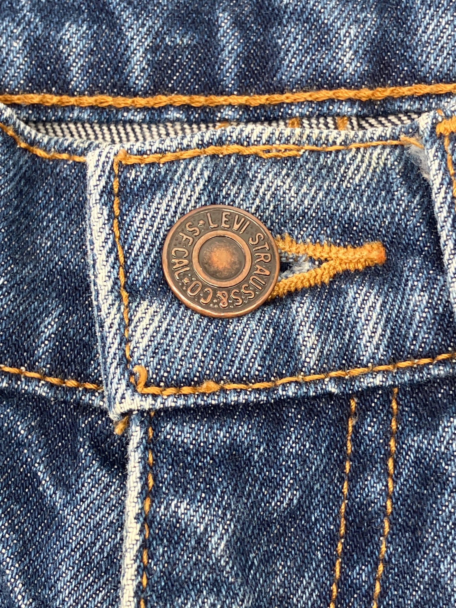 リーバイス LEVI