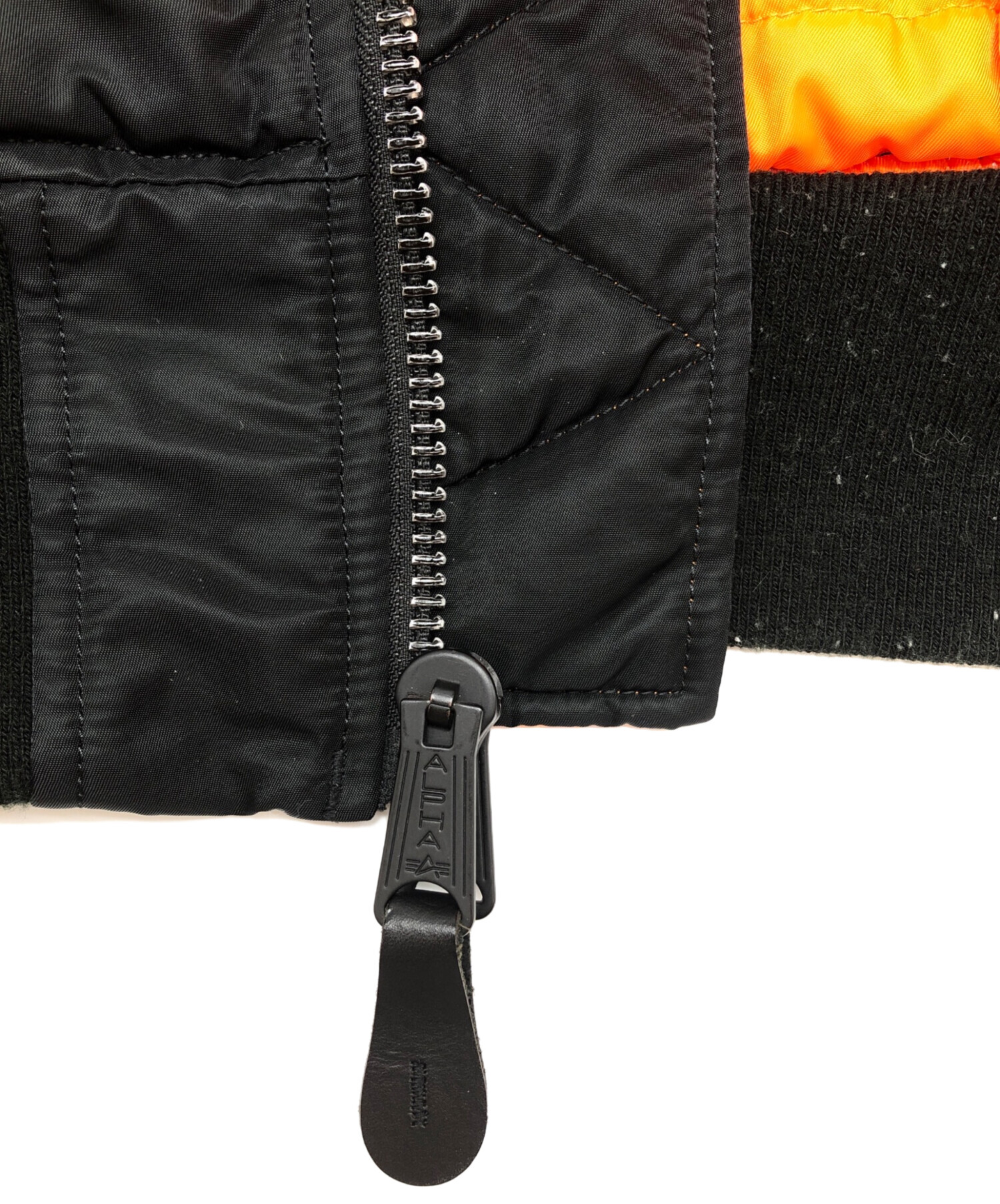 中古・古着通販】ALPHA (アルファ) MA-1ジャケット ブラック×オレンジ