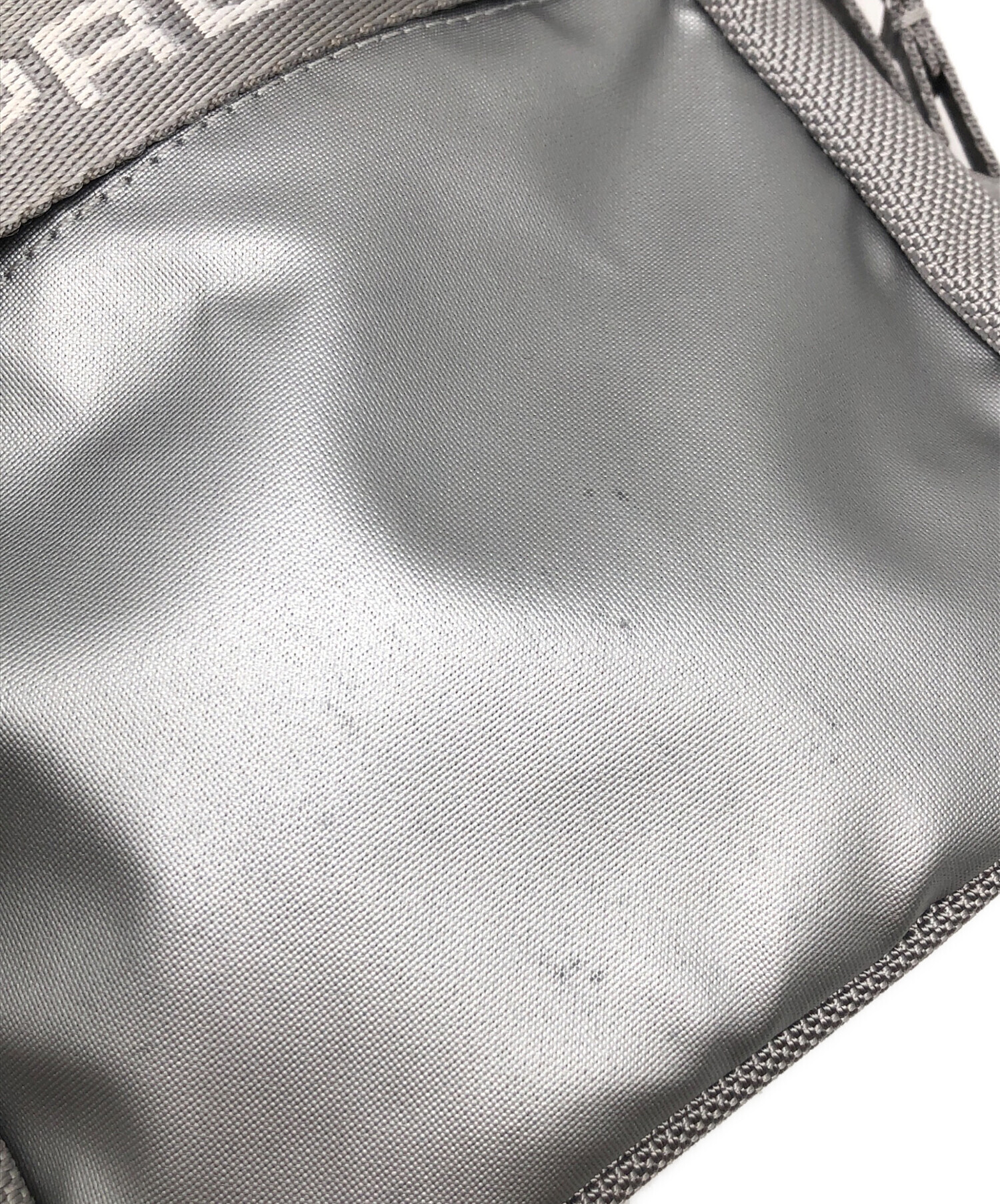 中古・古着通販】SUPREME (シュプリーム) ショルダーバッグ シルバー