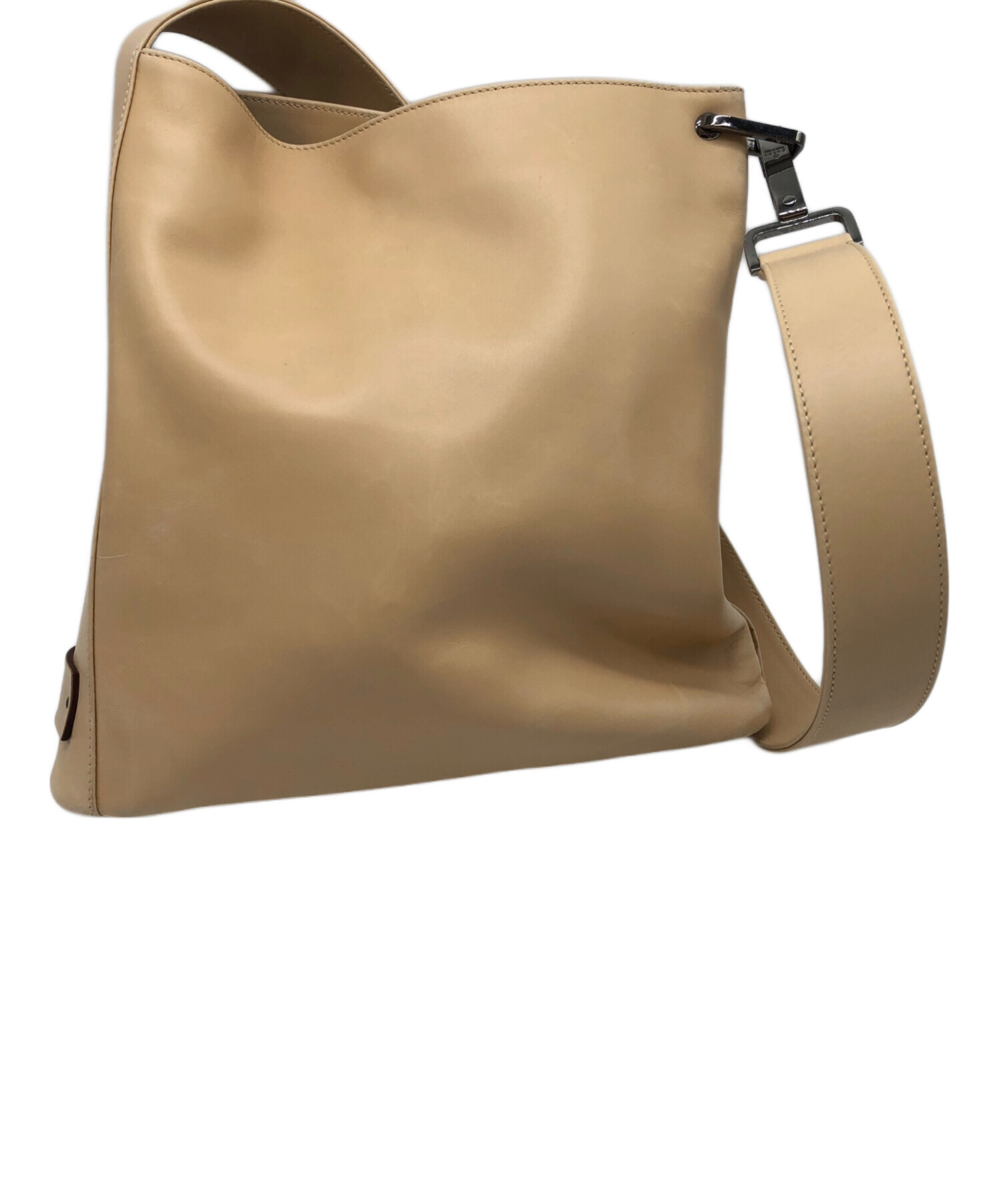 GUCCI ベージュ ショルダーバッグ 中古・古着通販】GUCCI (グッチ) ショルダーバッグ ベージュ｜ブランド