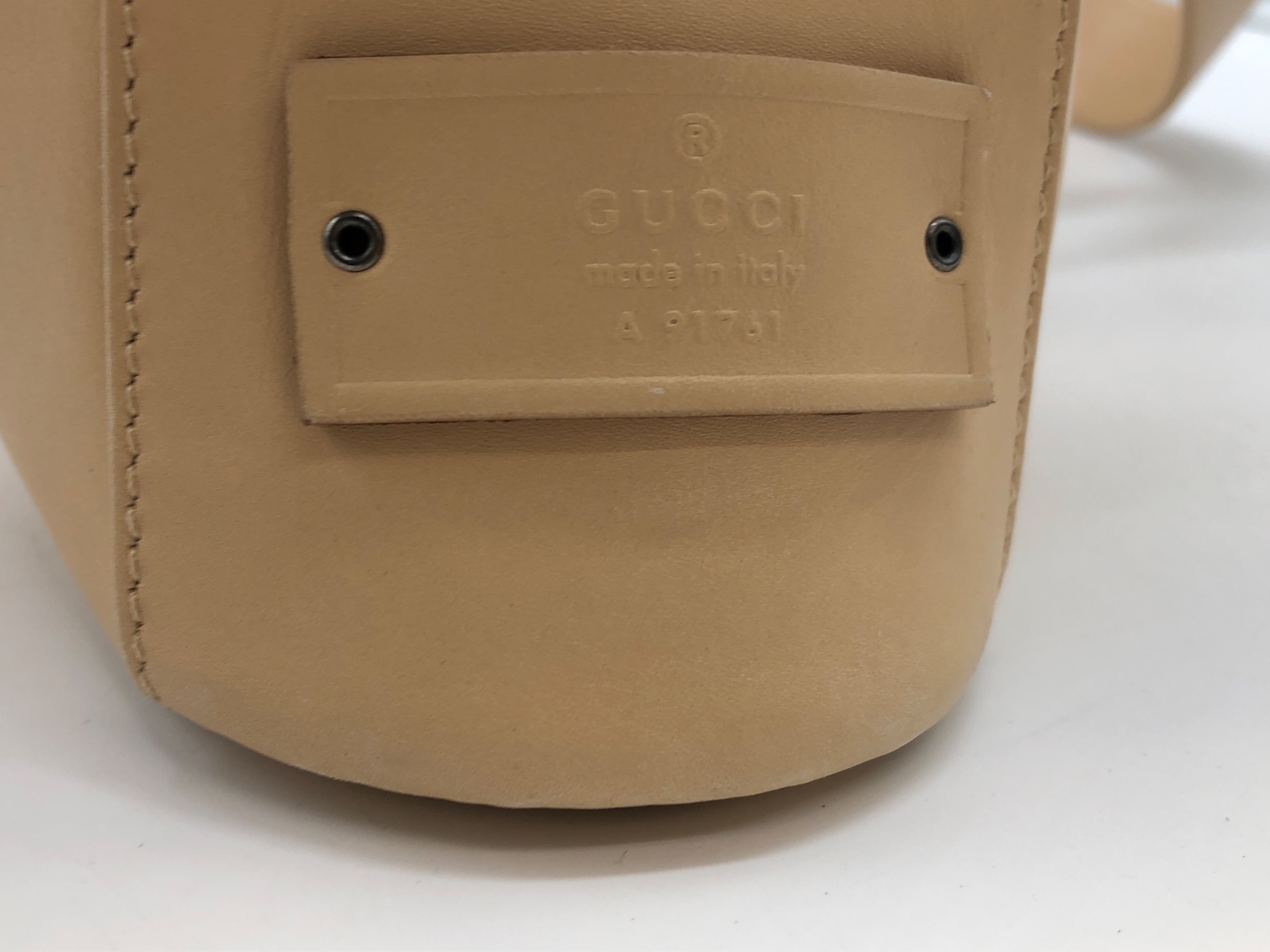 中古・古着通販】GUCCI (グッチ) ショルダーバッグ ベージュ｜ブランド 