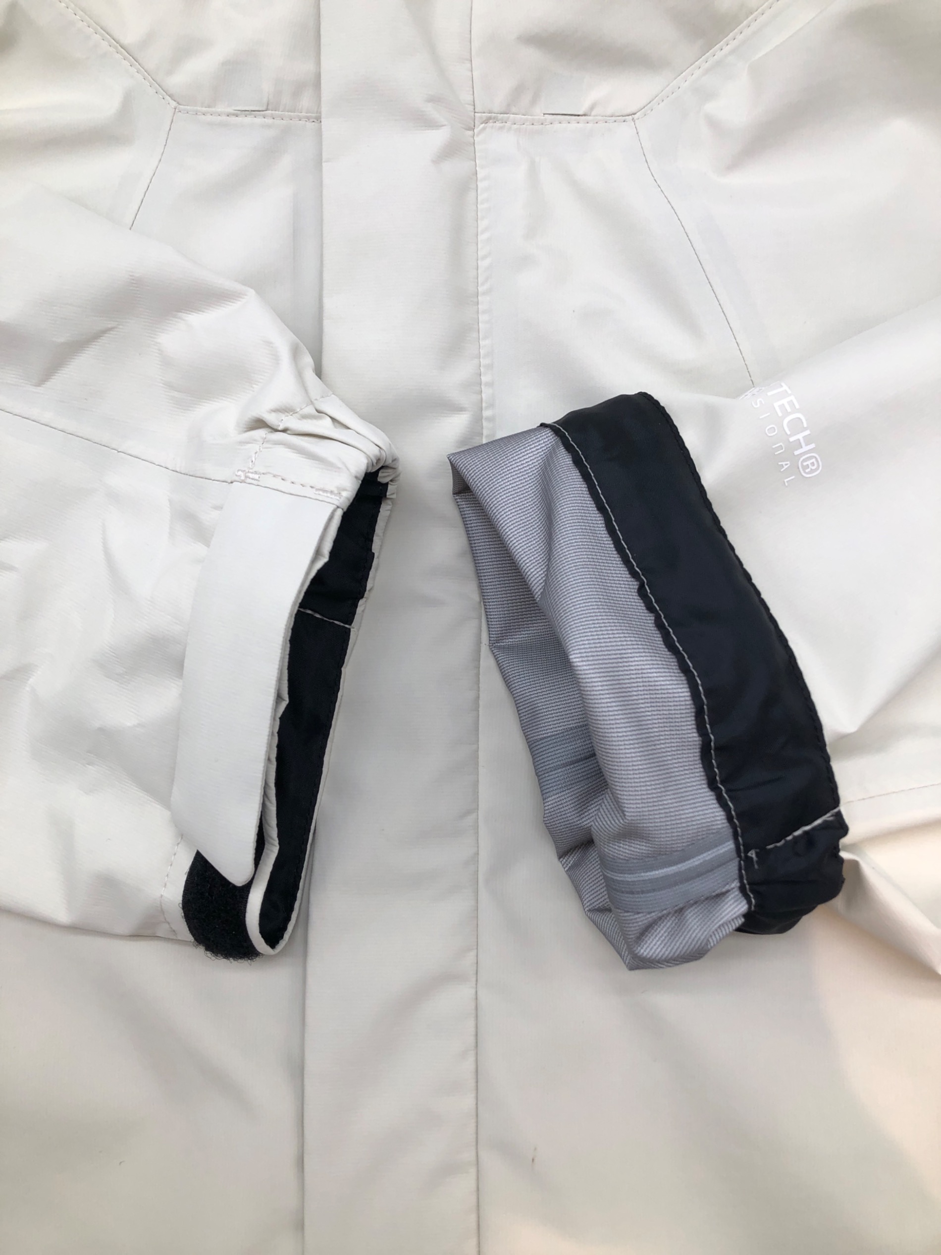 中古・古着通販】HELLY HANSEN (ヘリーハンセン) ナイロンジャケット 