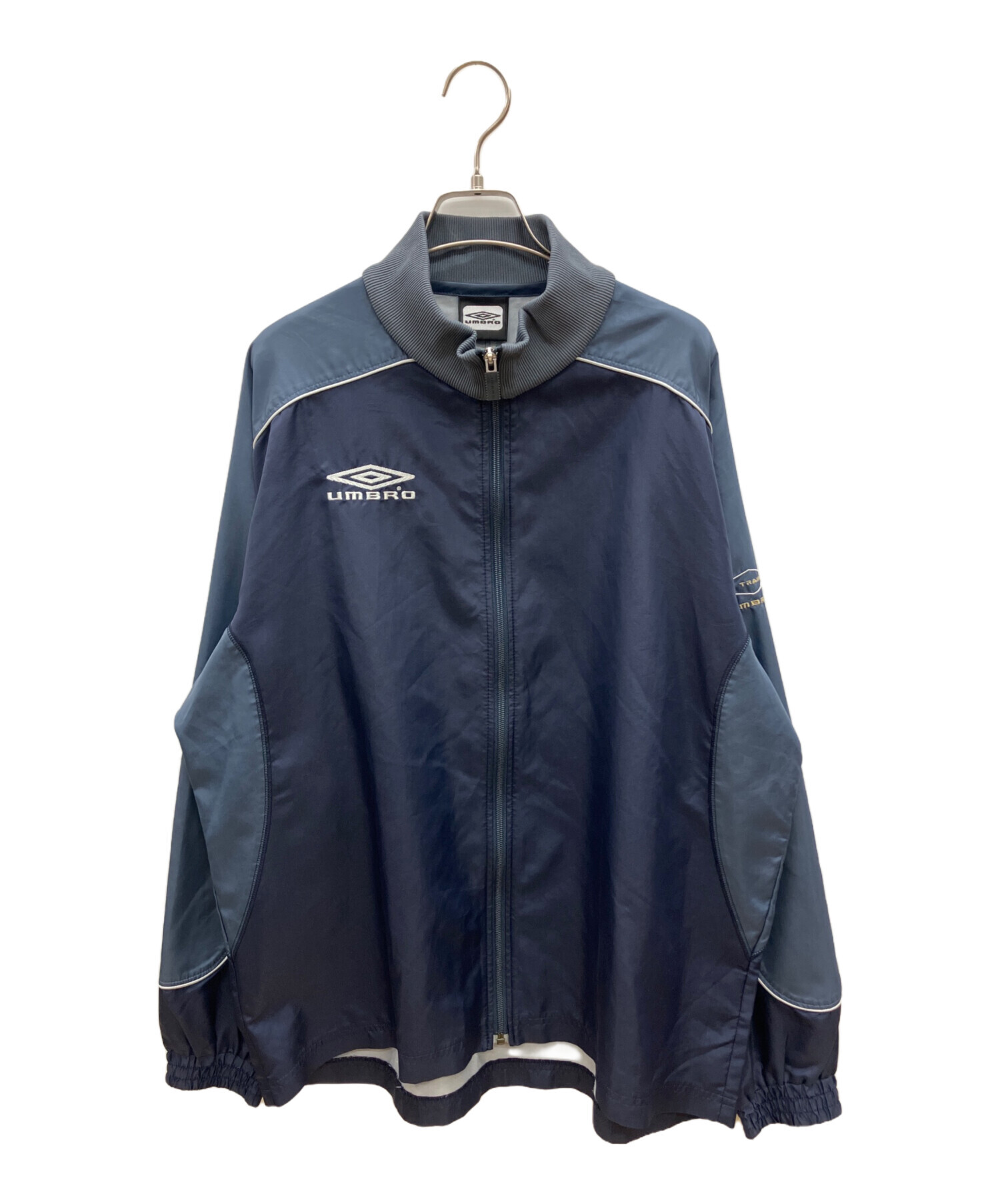 90s古着UMBROナイロンジャケット刺テープロゴフルジップネイビーDB312 中古・古着通販】UMBRO (アンブロ) 90sジップアップジャケット