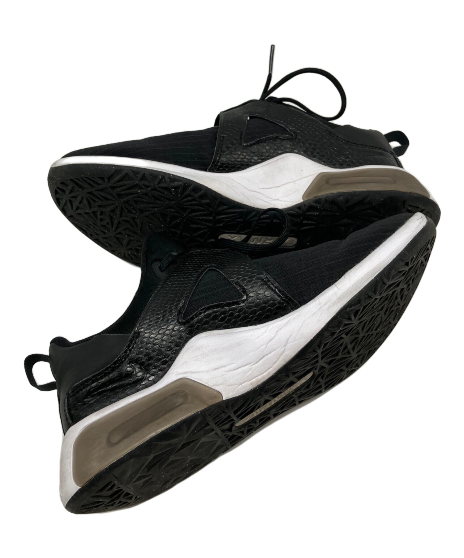 中古・古着通販】NIKE (ナイキ) Air Max Bella TR 5 ブラック サイズ