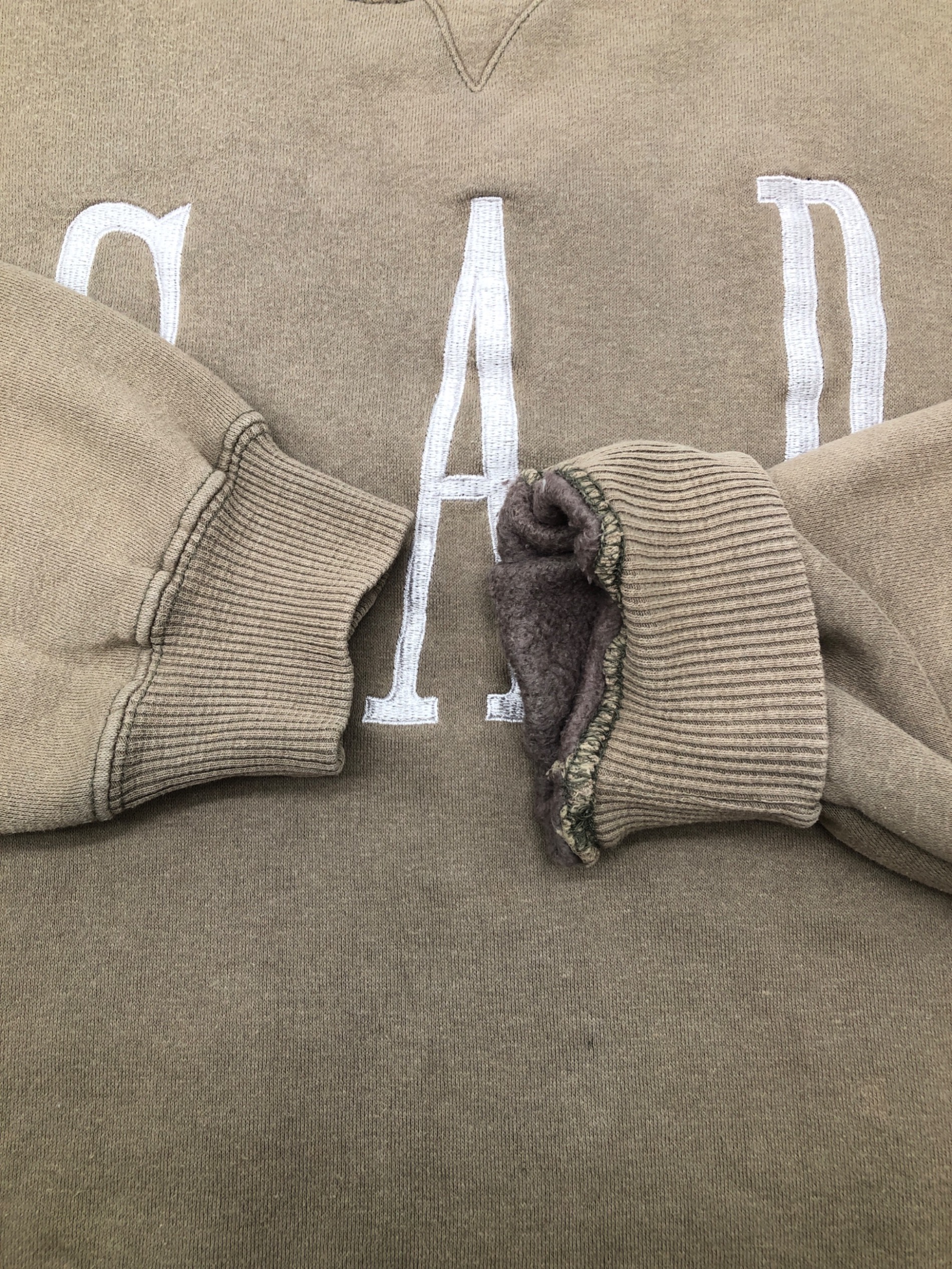 中古・古着通販】OLD GAP (オールドギャップ) 90s前Vロゴ刺繍