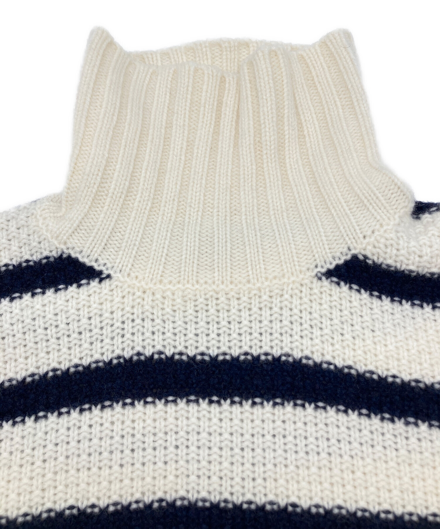 中古・古着通販】MACKINTOSH (マッキントッシュ) 厚手ニット ホワイト