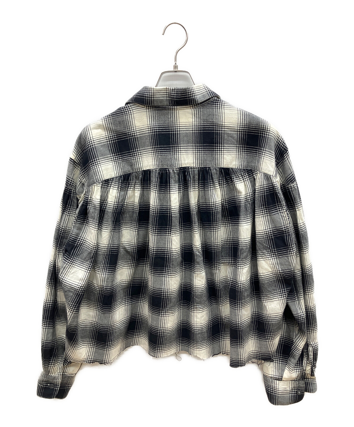 中古・古着通販】AiE (エーアイイー) 長袖シャツ ホワイト×ブラック