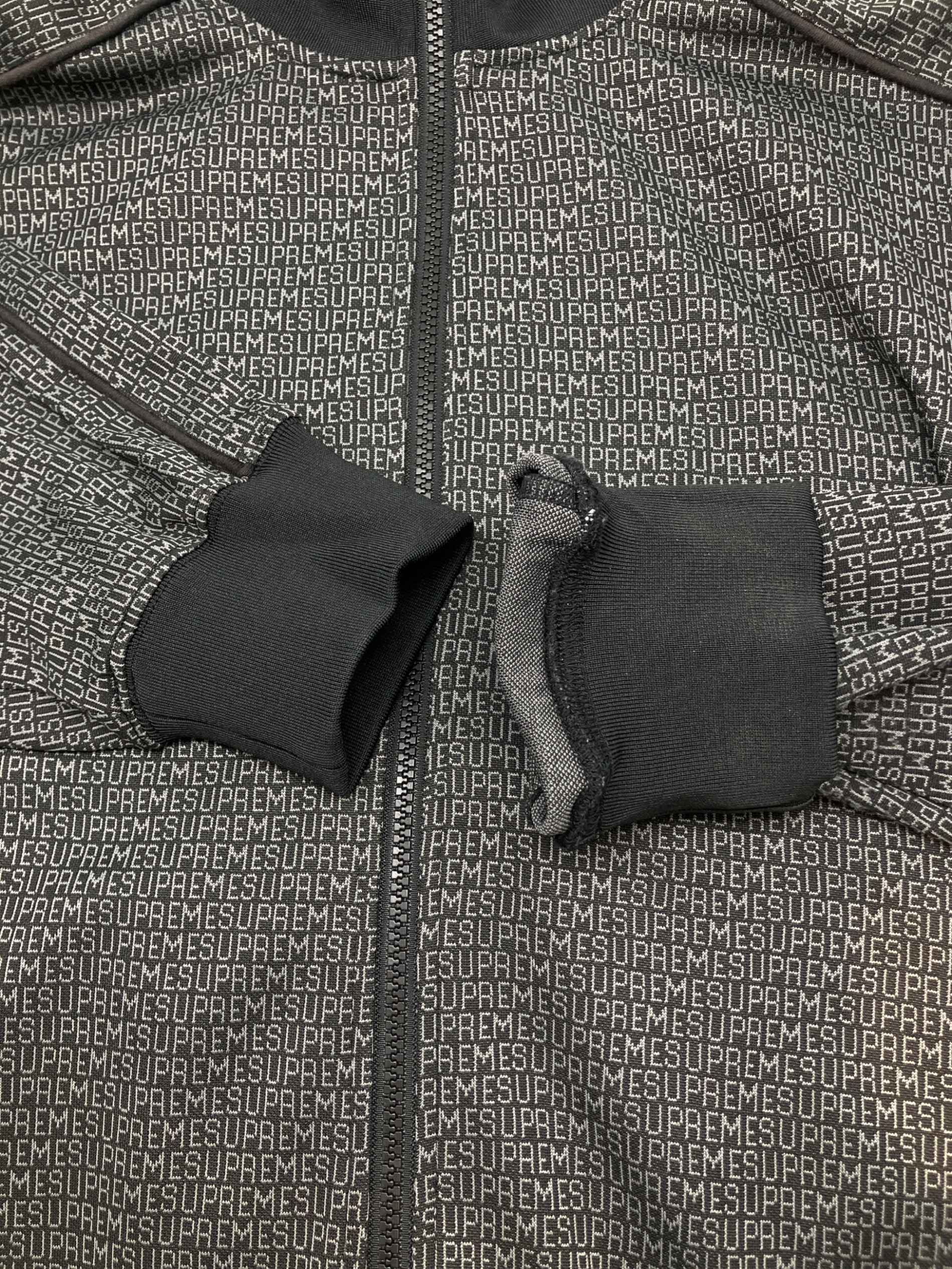 中古・古着通販】SUPREME (シュプリーム) Repeat Track Jacket 22SS