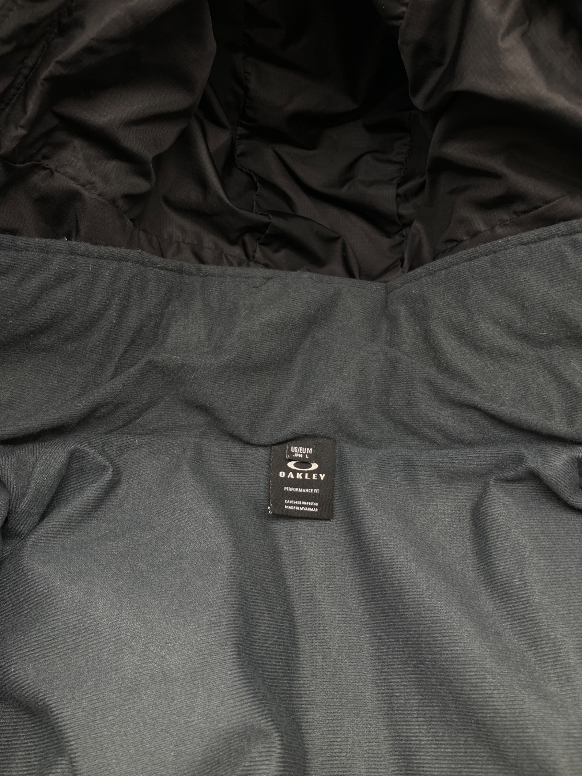 中古・古着通販】OAKLEY (オークリー) ベンチコート ブラック サイズ:L 