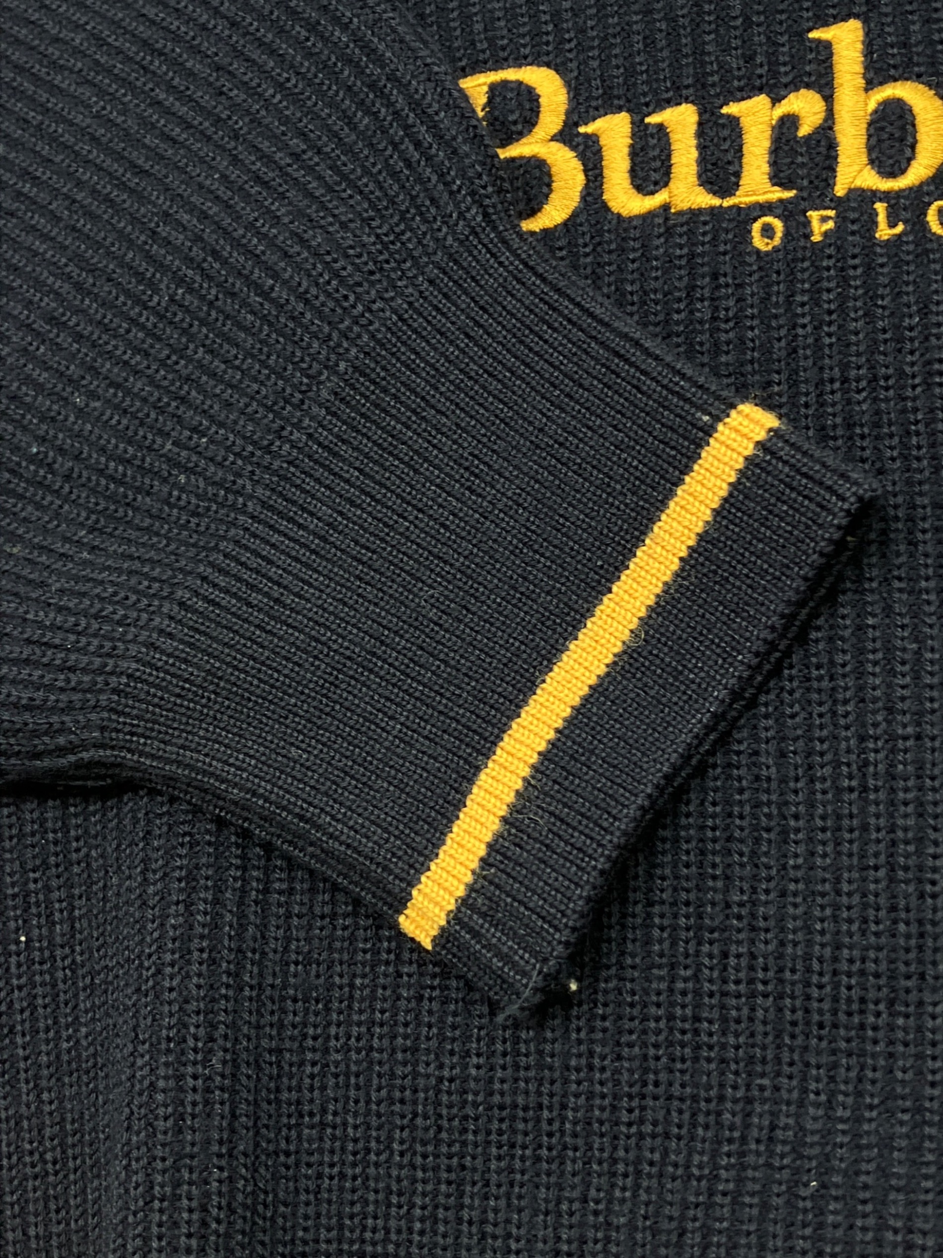 中古・古着通販】Burberry's (バーバリー) 90sロゴ刺繍ニット 白タグ