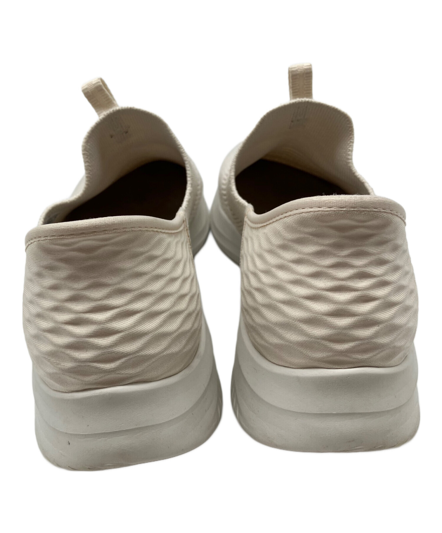 中古・古着通販】SKECHERS (スケッチャーズ) スリッポン ベージュ 