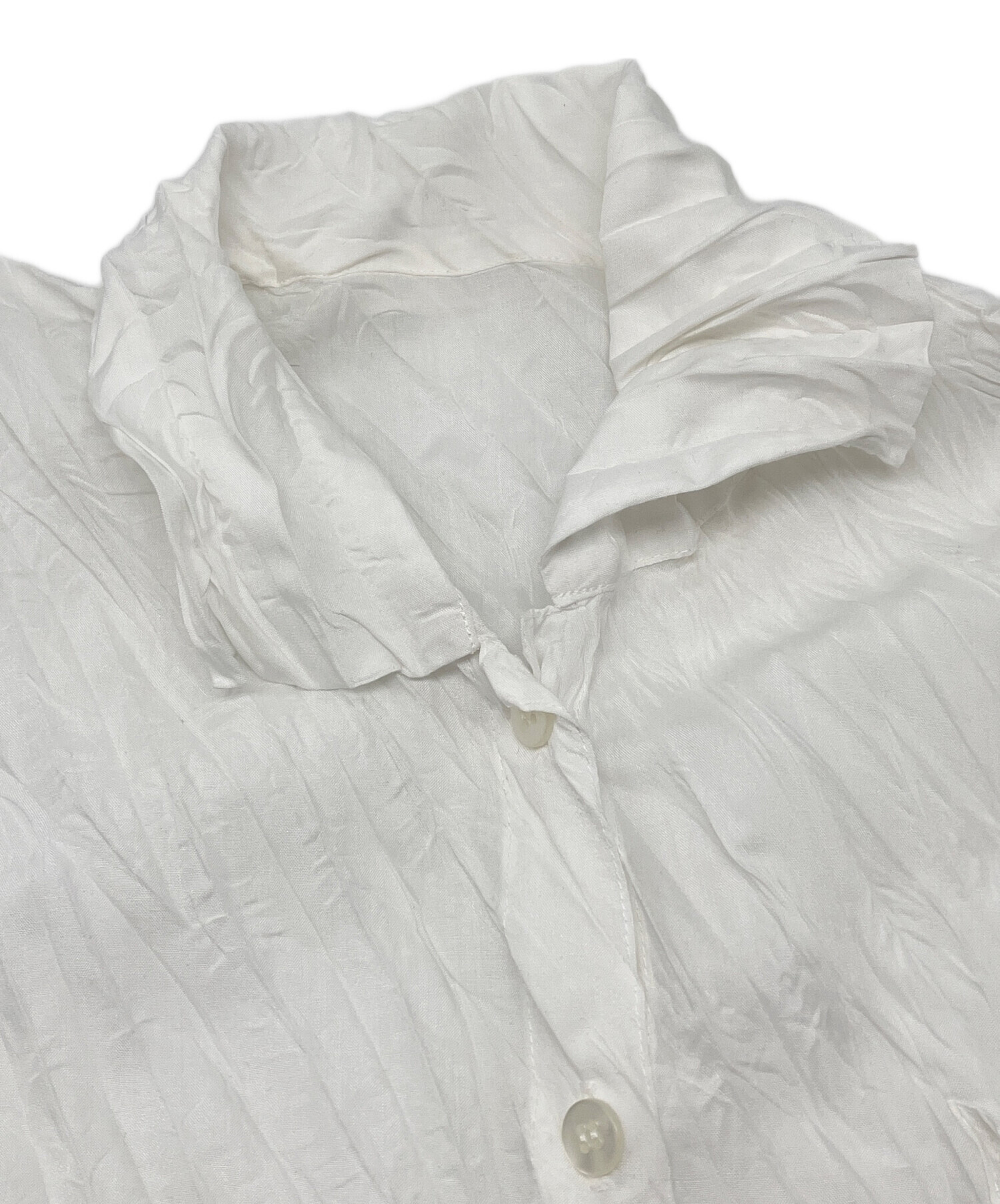 イッセイミヤケ ミー ISSEY MIYAKE me シャツ プリーツ 中古・古着通販】me ISSEY MIYAKE (ミーイッセイ ミヤケ) プリーツ