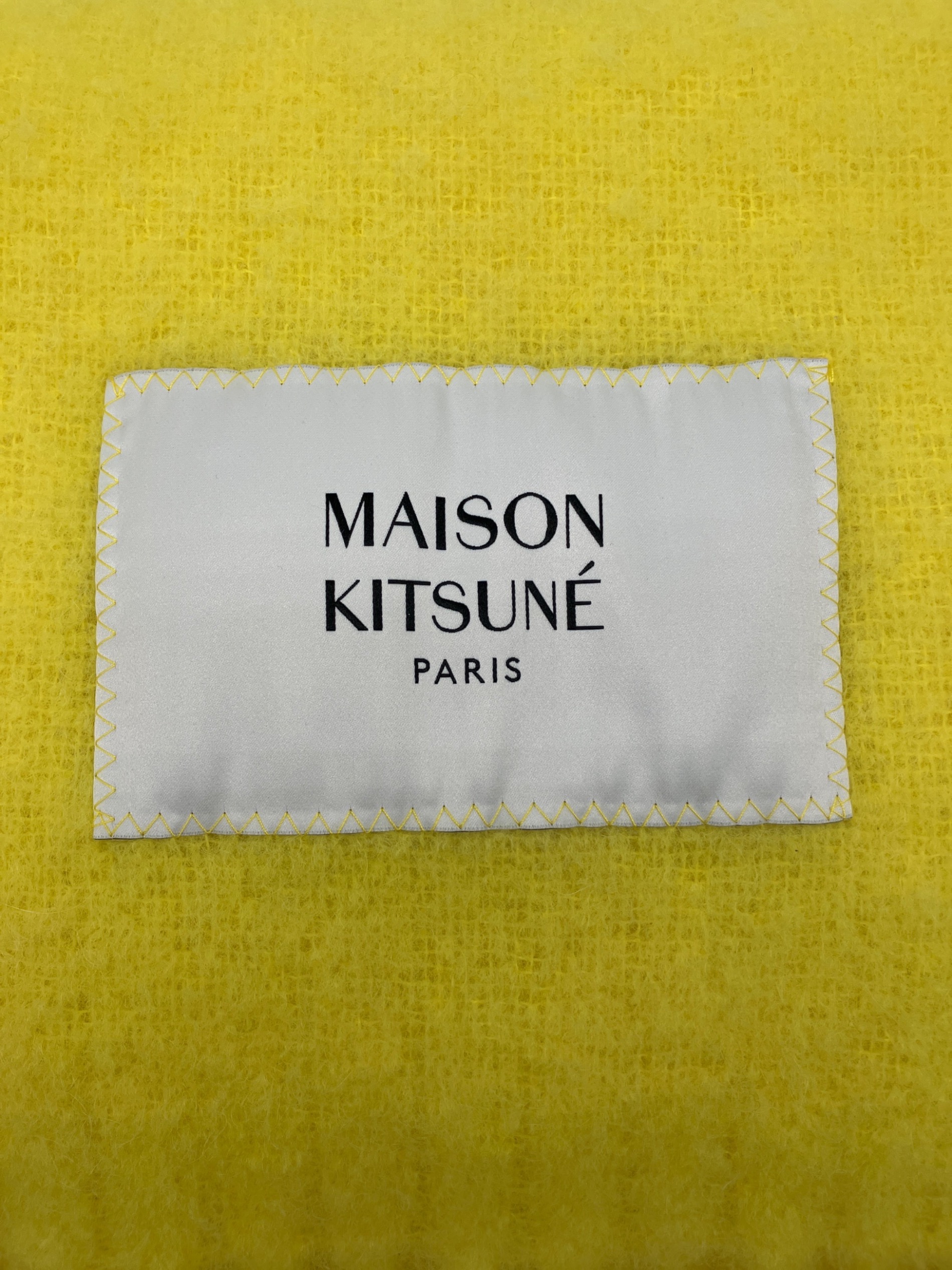 中古・古着通販】maison kitsune (メゾンキツネ) マフラー イエロー