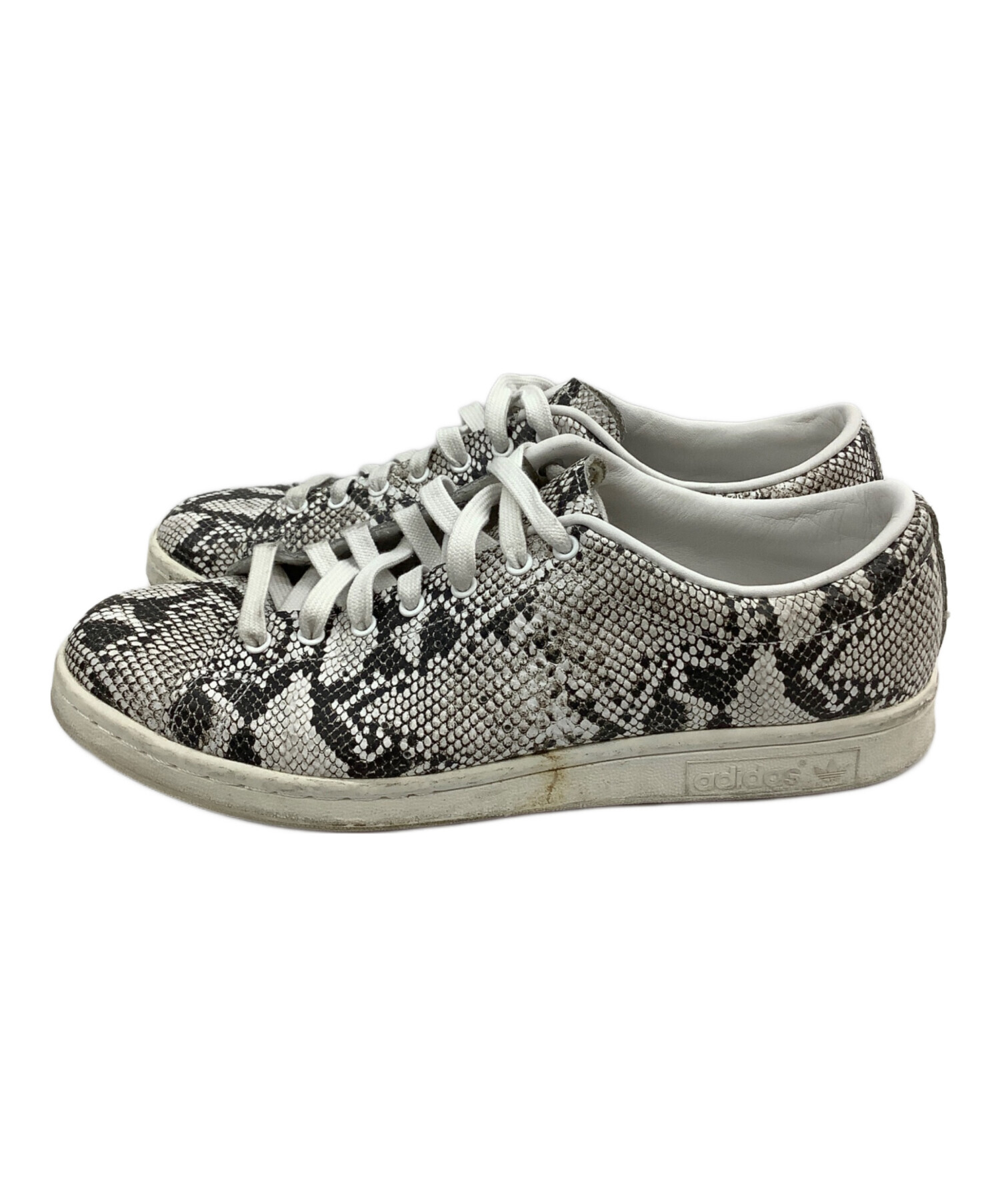 中古・古着通販】adidas (アディダス) HYKE (ハイク) STANSMITH グレー