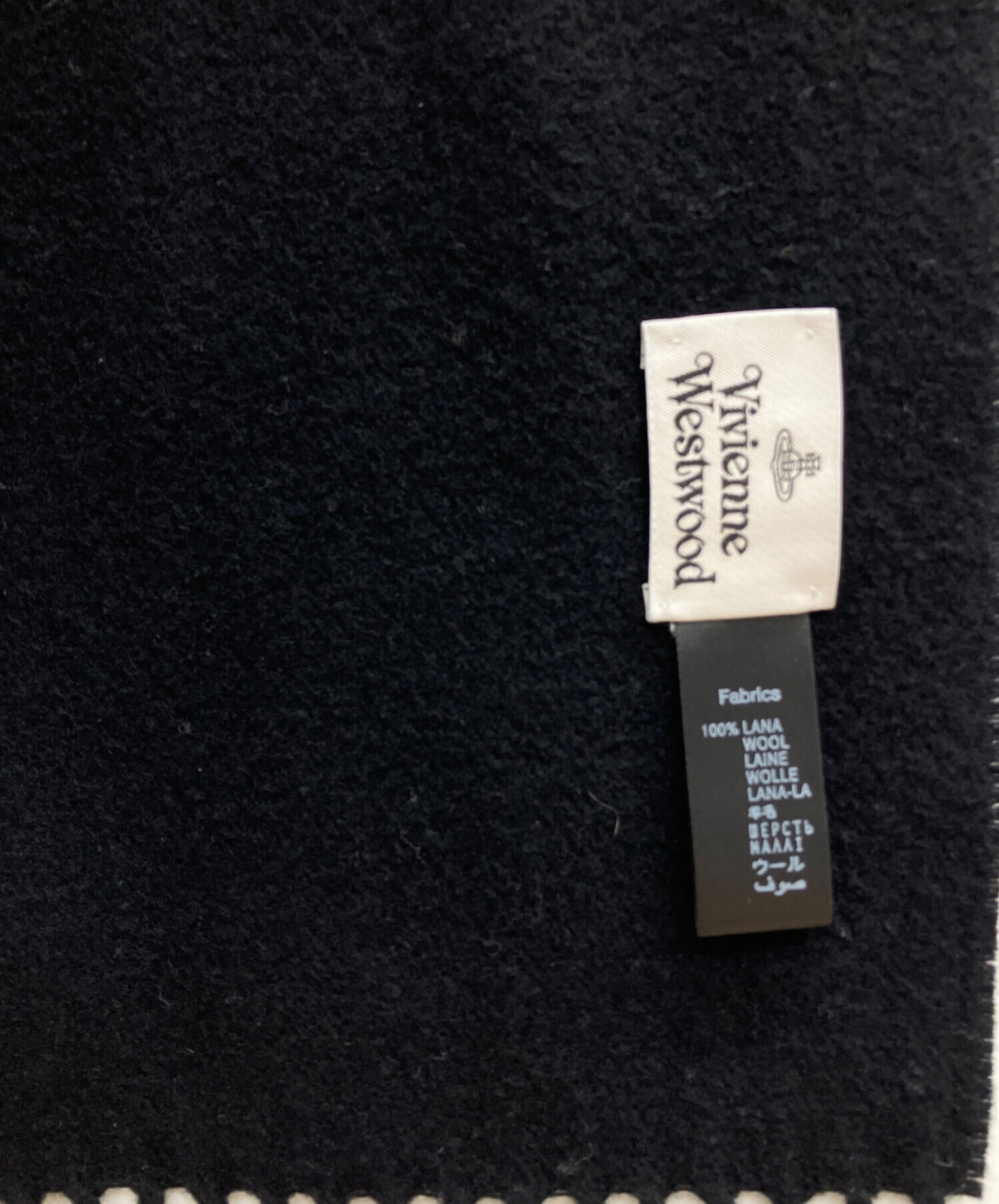 Vivienne Westwood ヴィヴィアンウエスドウッド マフラー  黒 【古着】【中古】【送料無料】 Vivienne Westwood（ヴィヴィアンウエストウッド） 【加湿器プレゼント