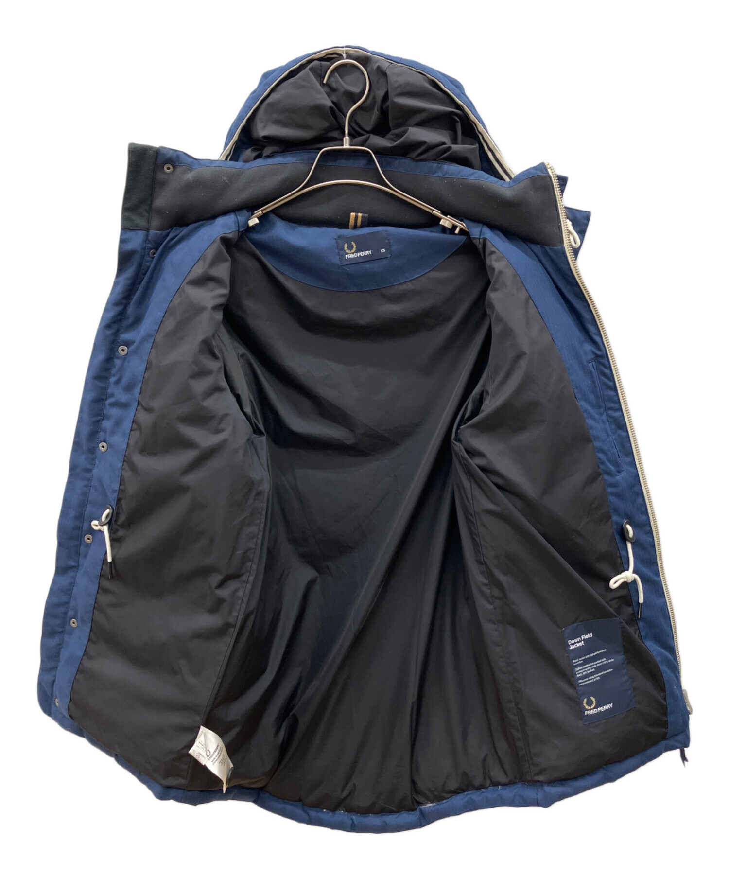 FRED PERRY ネイビー ダウンジャケット 中古・古着通販】FRED PERRY (フレッドペリー) ダウンジャケット