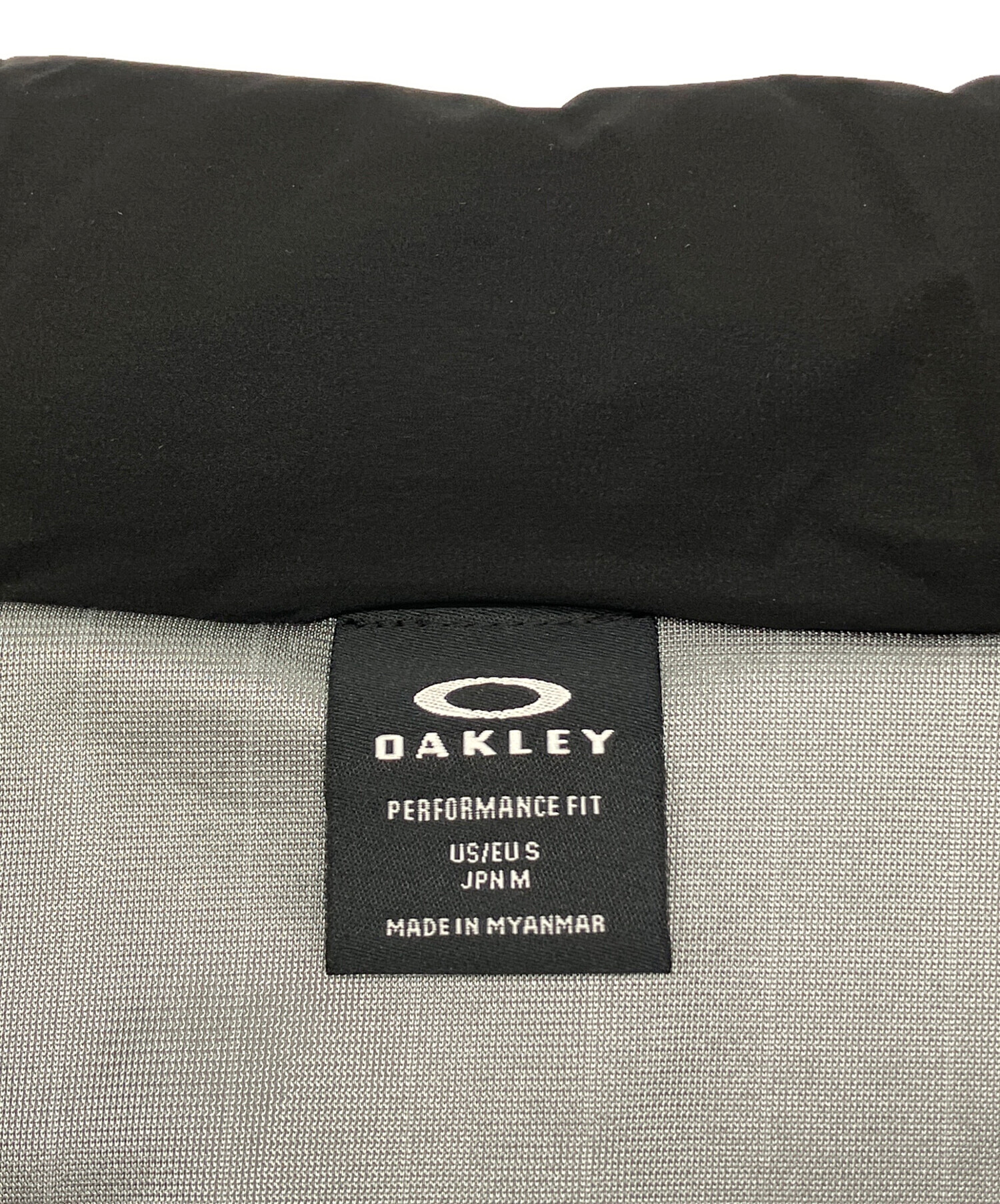 中古・古着通販】OAKLEY (オークリー) 中綿ジャケット FA23 ブラック