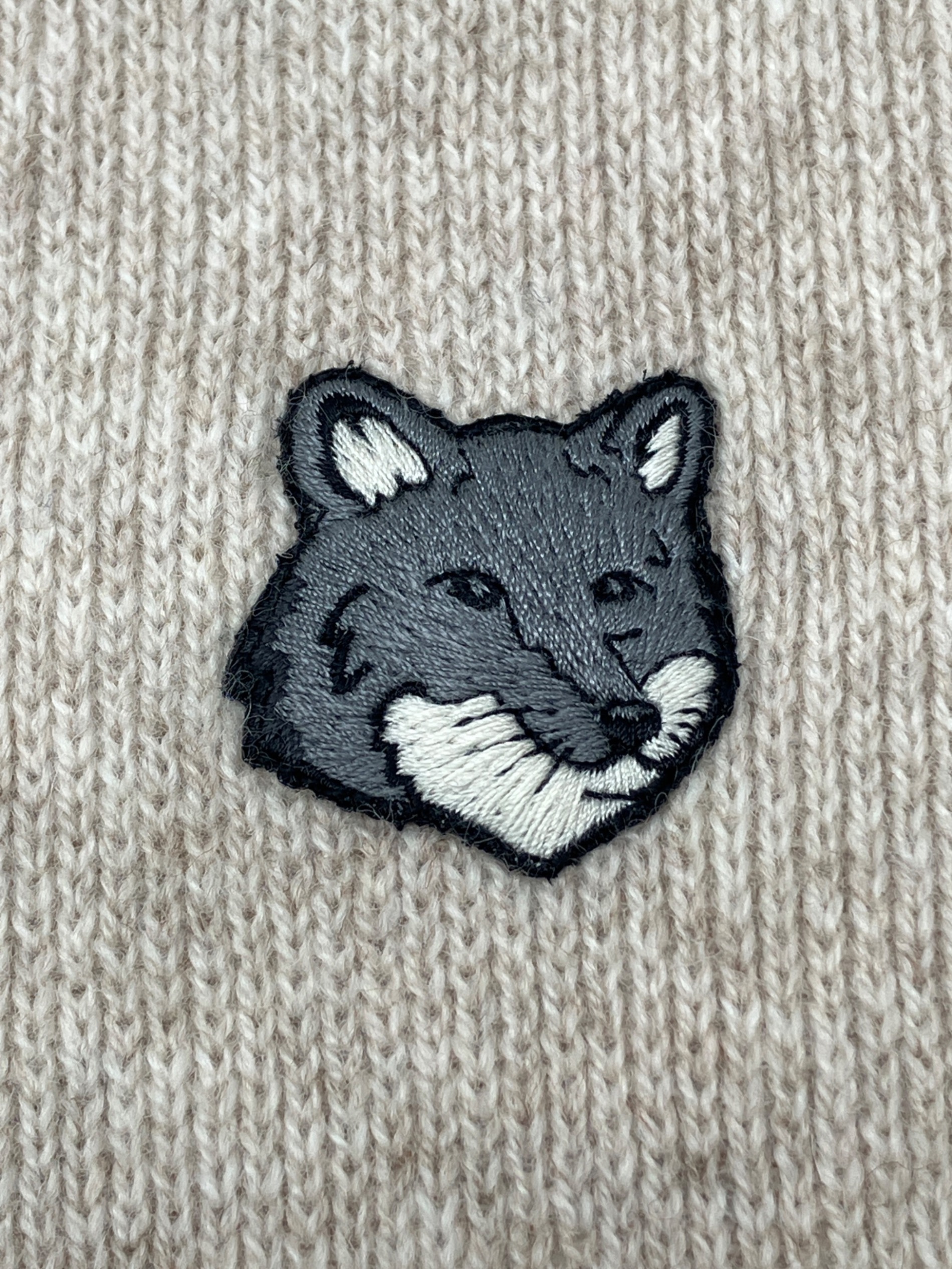 中古・古着通販】maison kitsune (メゾンキツネ) 厚手ニット BOLD FOX