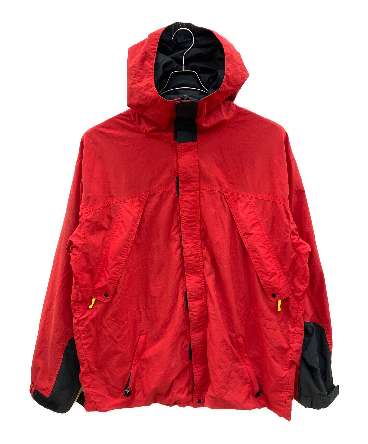 中古・古着通販】marlboro (マルボロ) マウンテンパーカー 古着 レッド